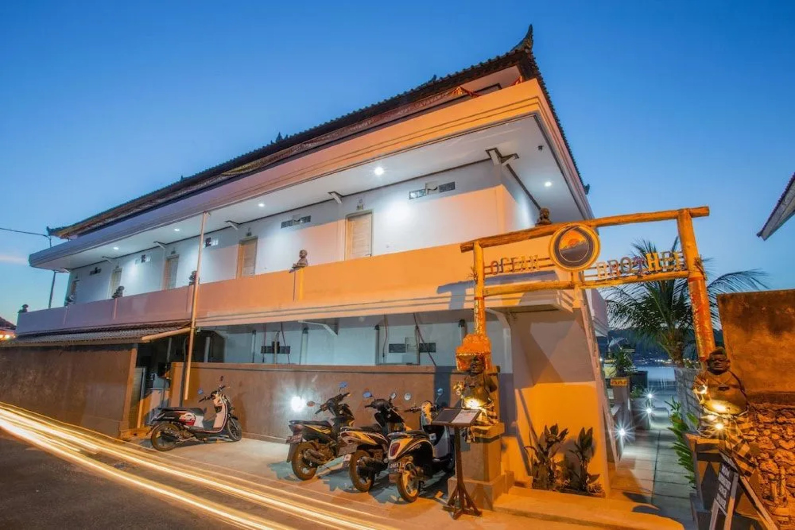 Ocean Brothers Ceningan