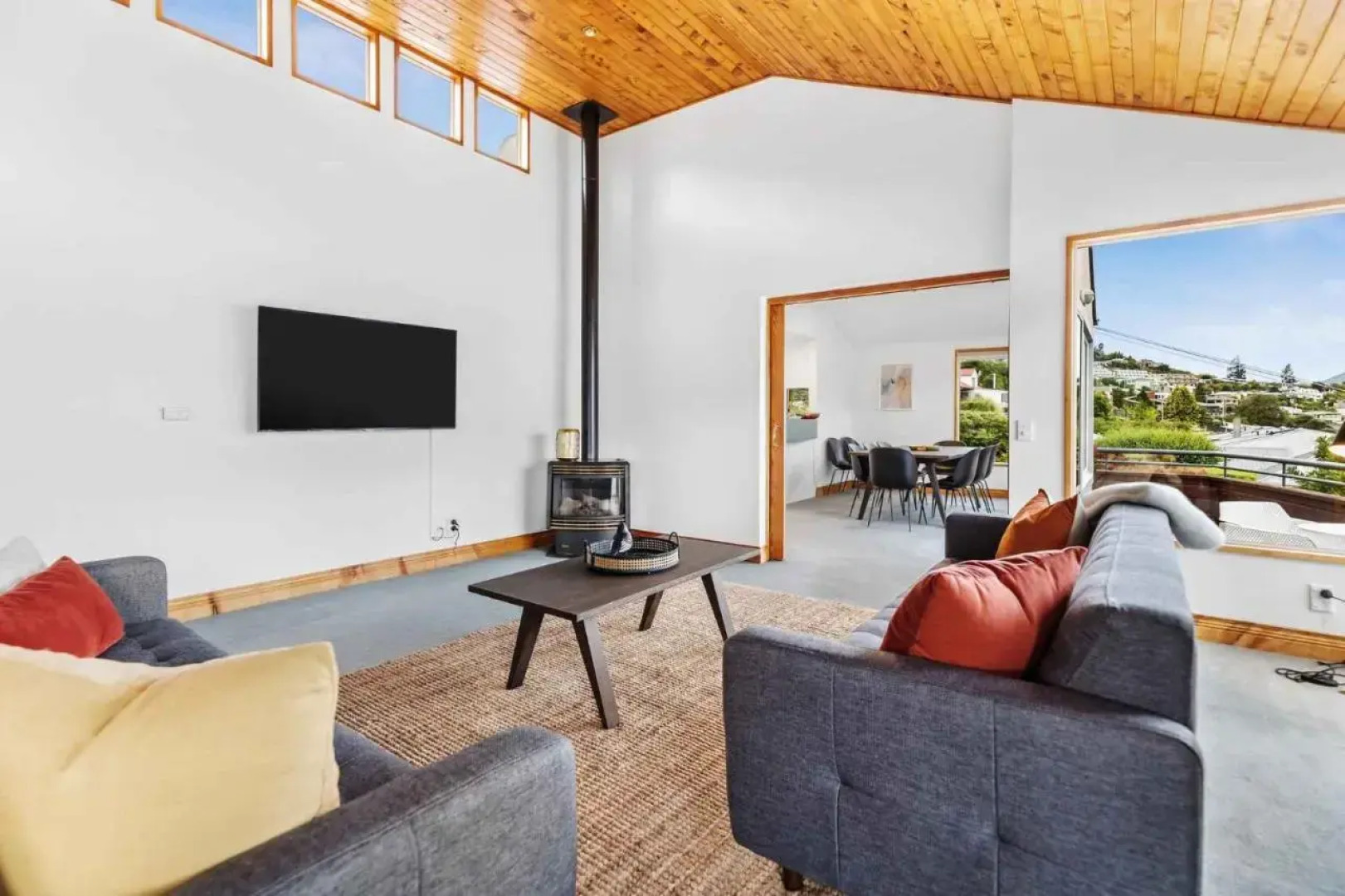 Tahuna Lakeside - 3 Min Walk To Town