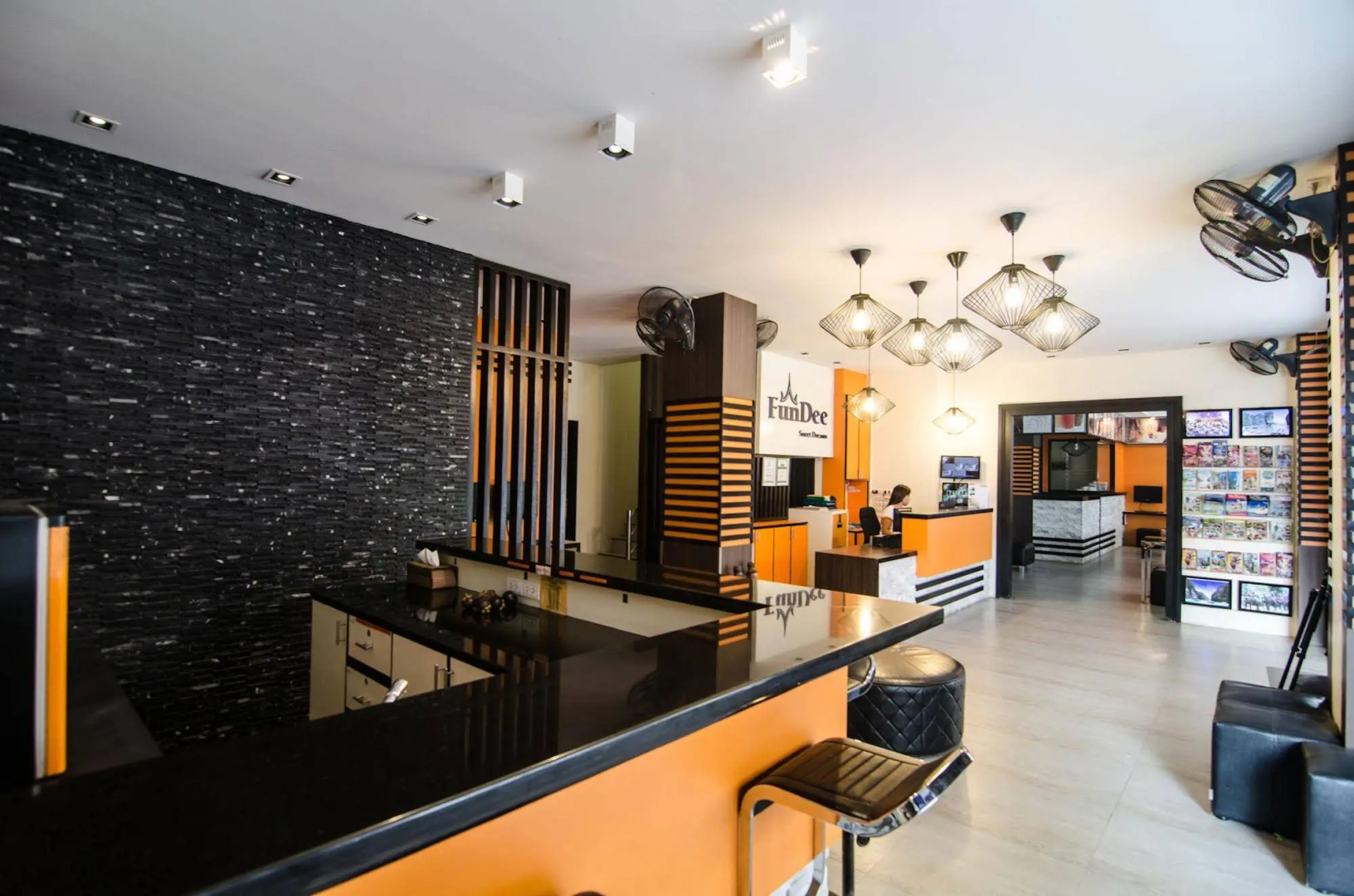 FunDee Boutique Hotel