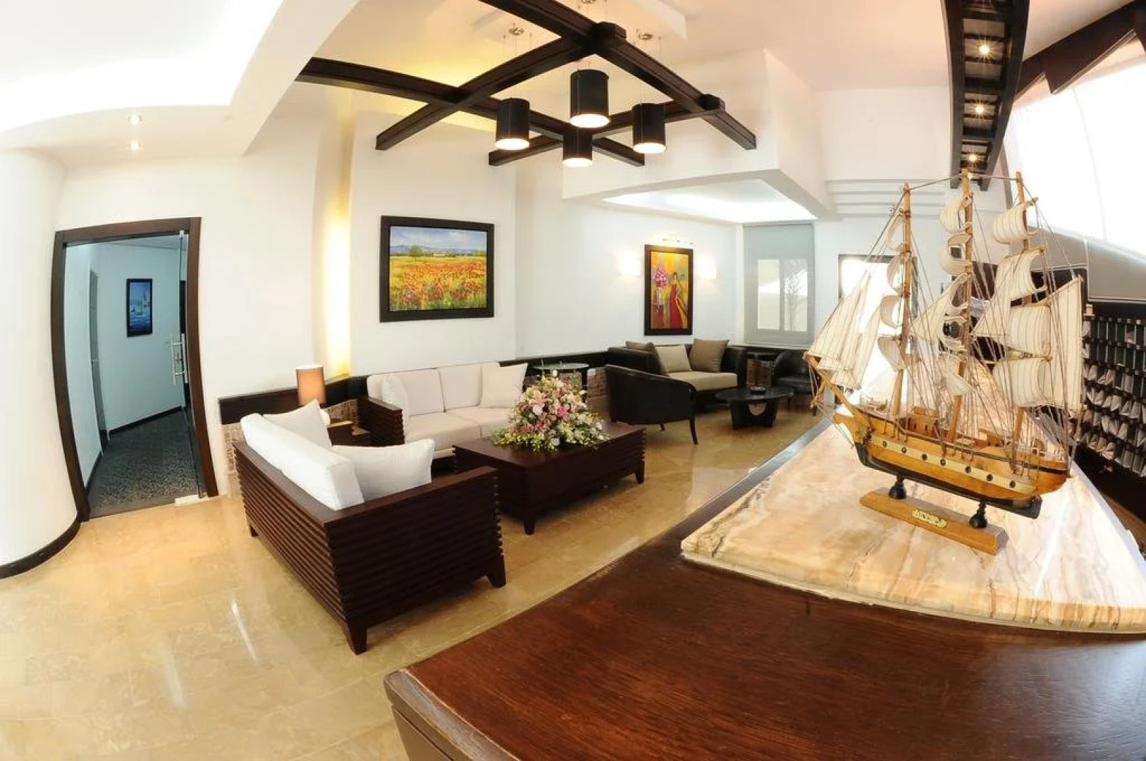 Las Salinas Resort / Motel