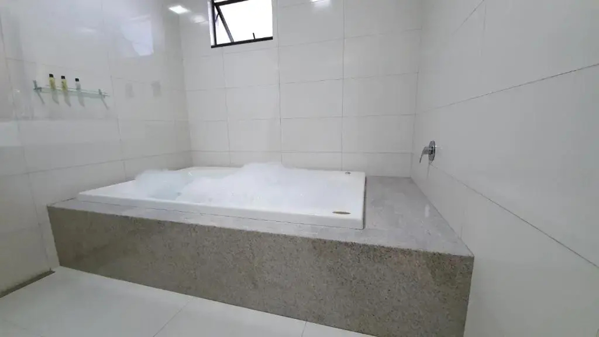 Good Stone Curvelo Hotel