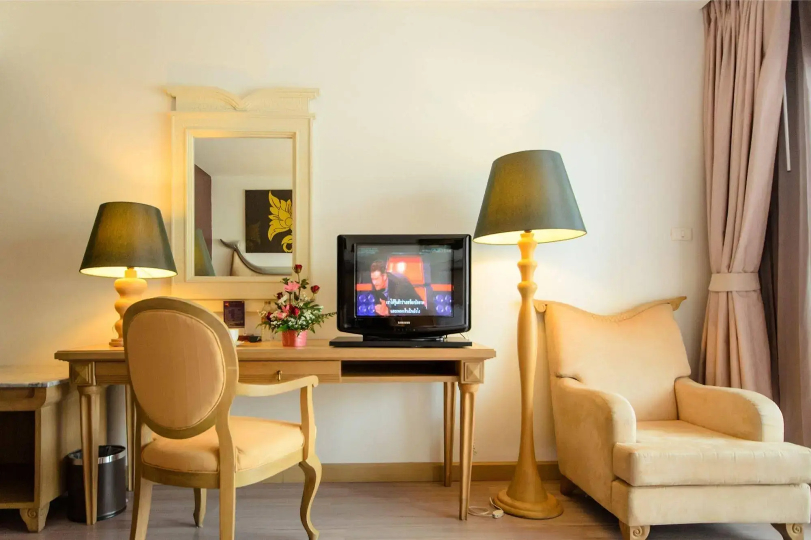 The StandardX Bangkok Phra Arthit