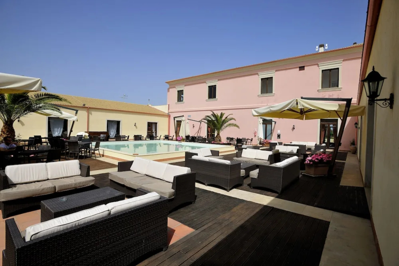 Sikania Resort & Spa