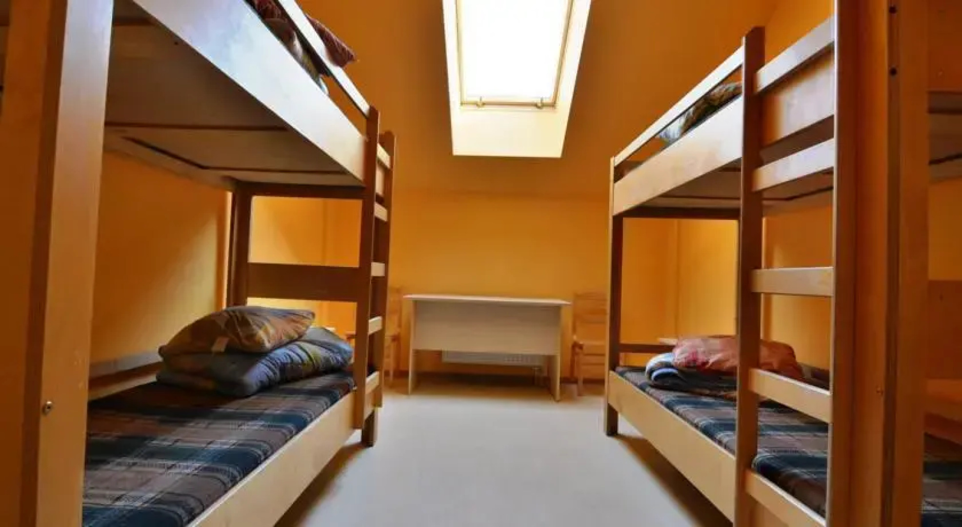 Kocēnu sporta nama hostelis