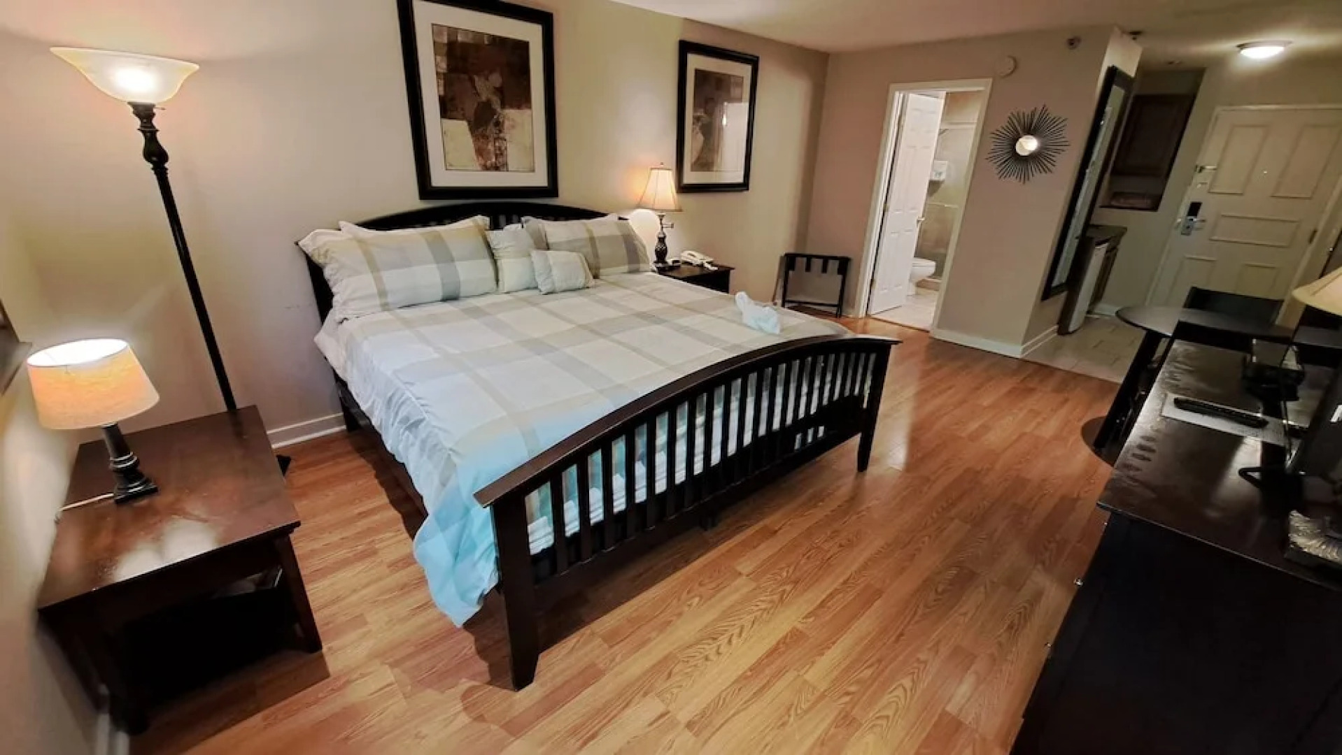 Saint Simons Inn by the Lighthouse