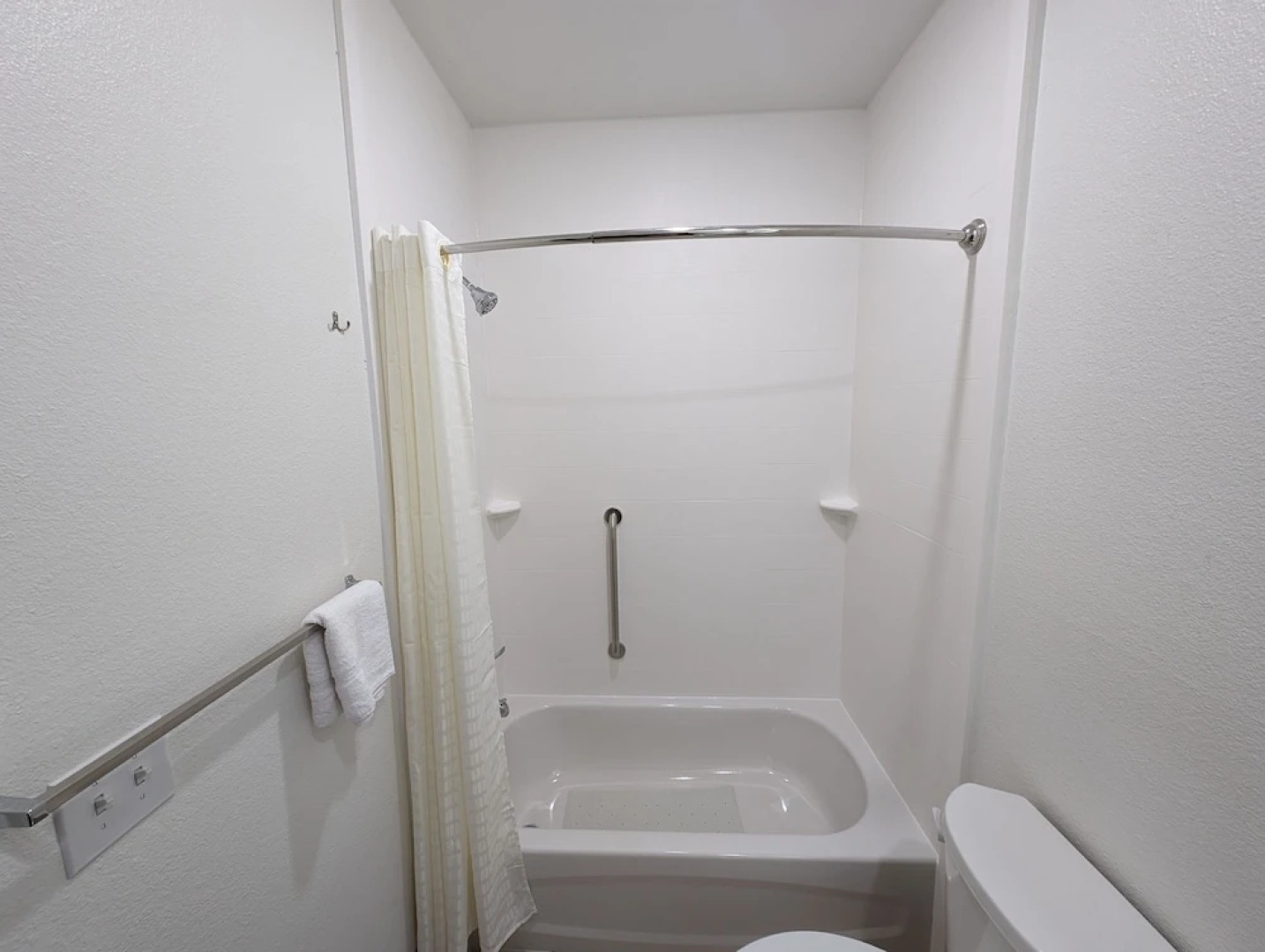 Texas Bungalows Hotel & Hotel Que at  i35 Austin Pflugerville