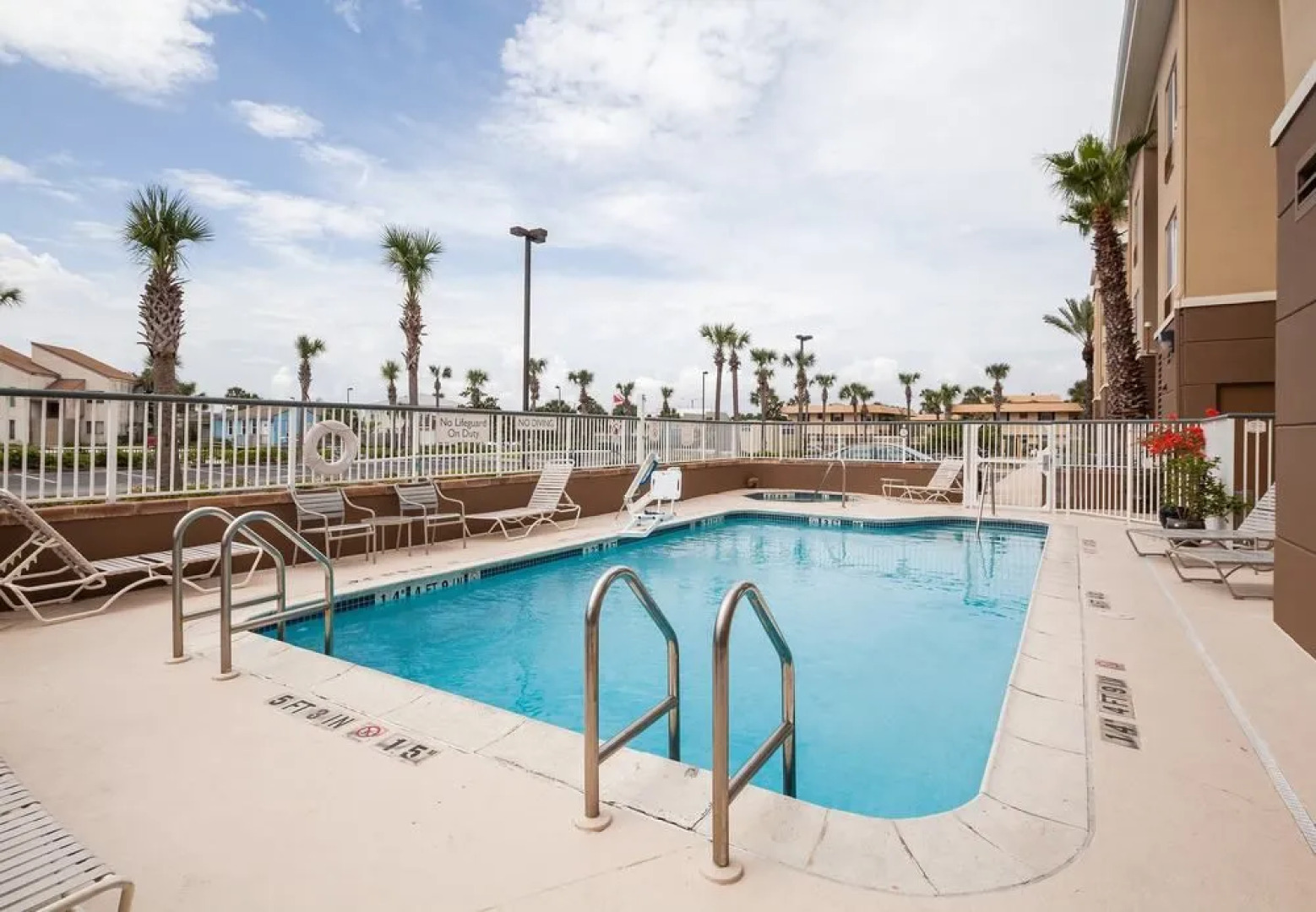 Fairfield Inn & Suites Jacksonville Beach