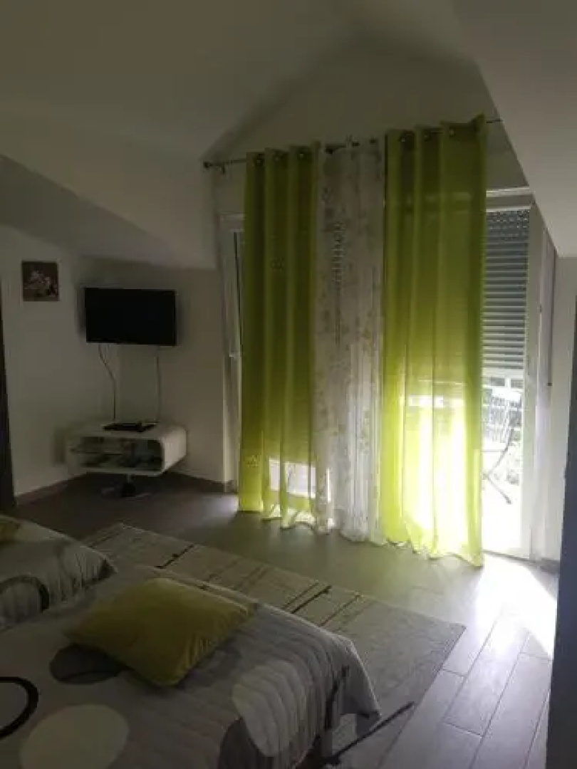 Gabi Rooms & Studio Apartment