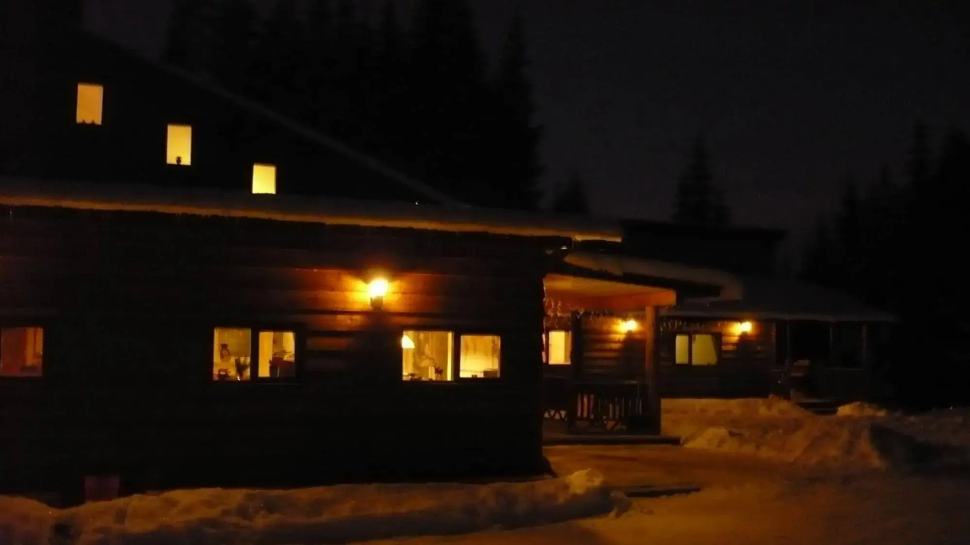 Shames Country Lodge