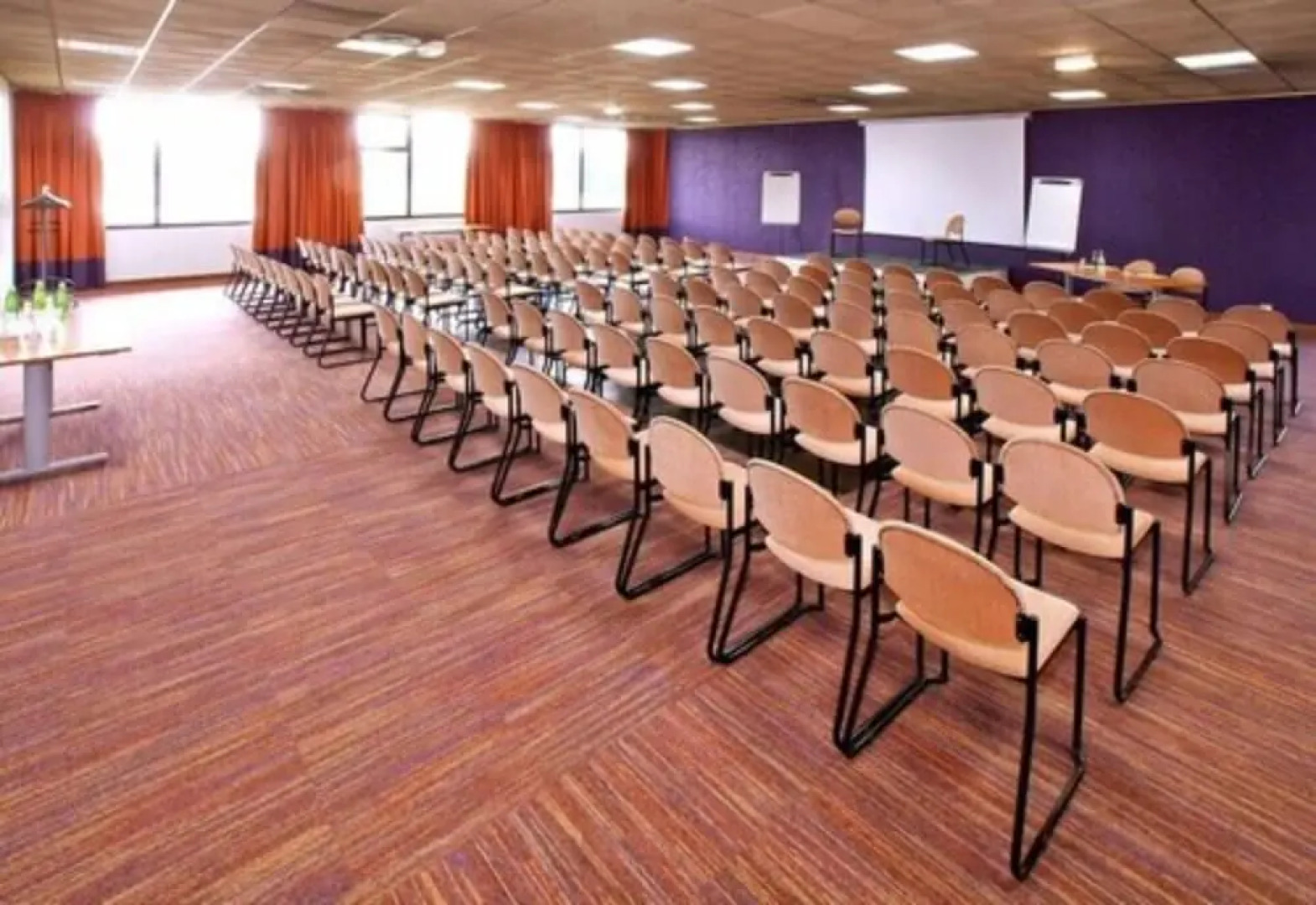 Hotel Logis de Lyon Est