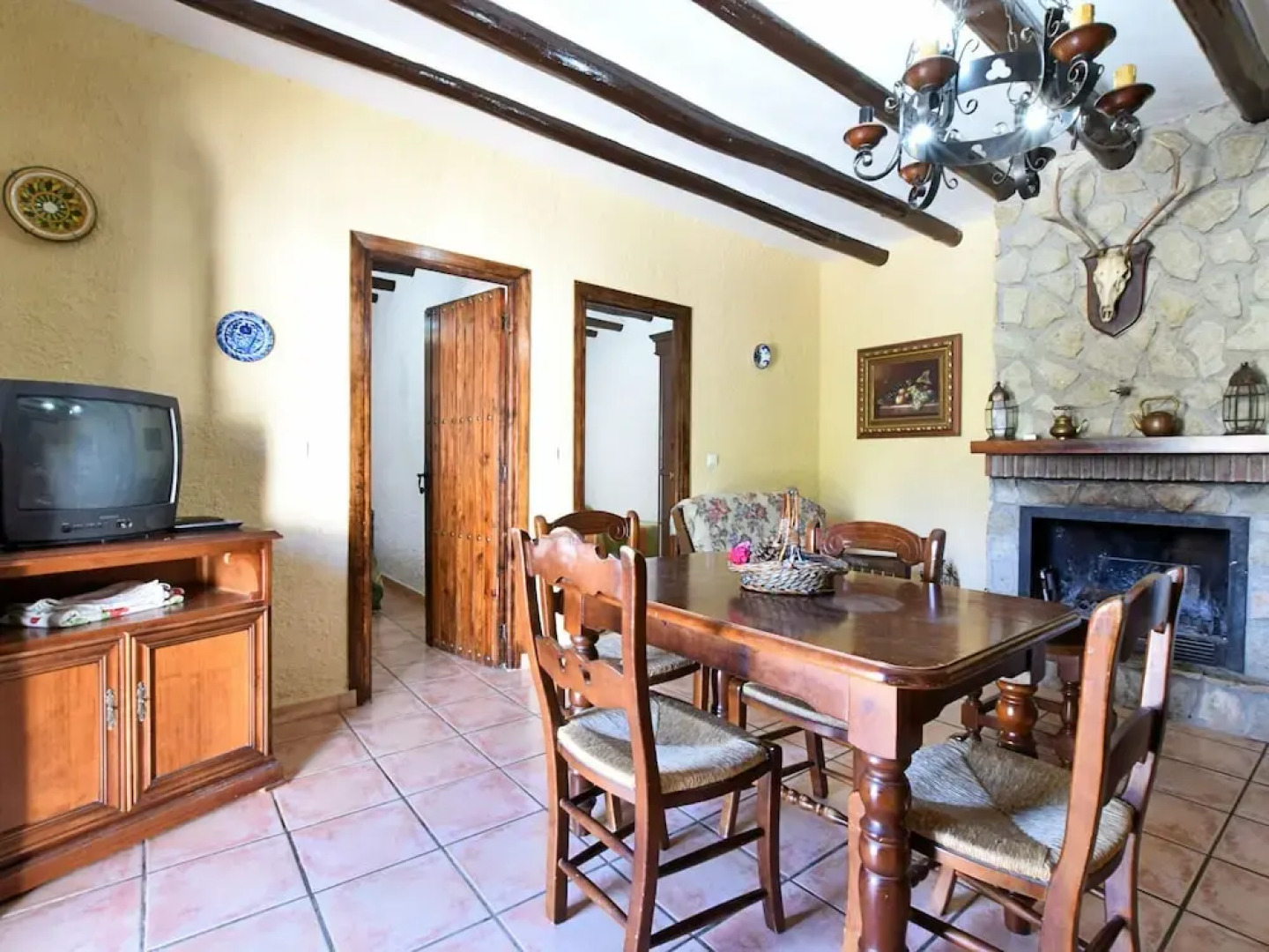 Luxurious Villa in Loja With Swimming Pool