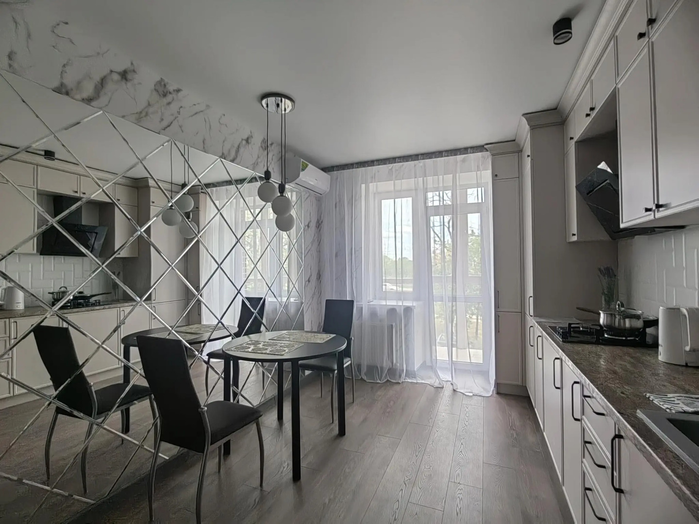 Апартаменты на улице Ленина 1/7