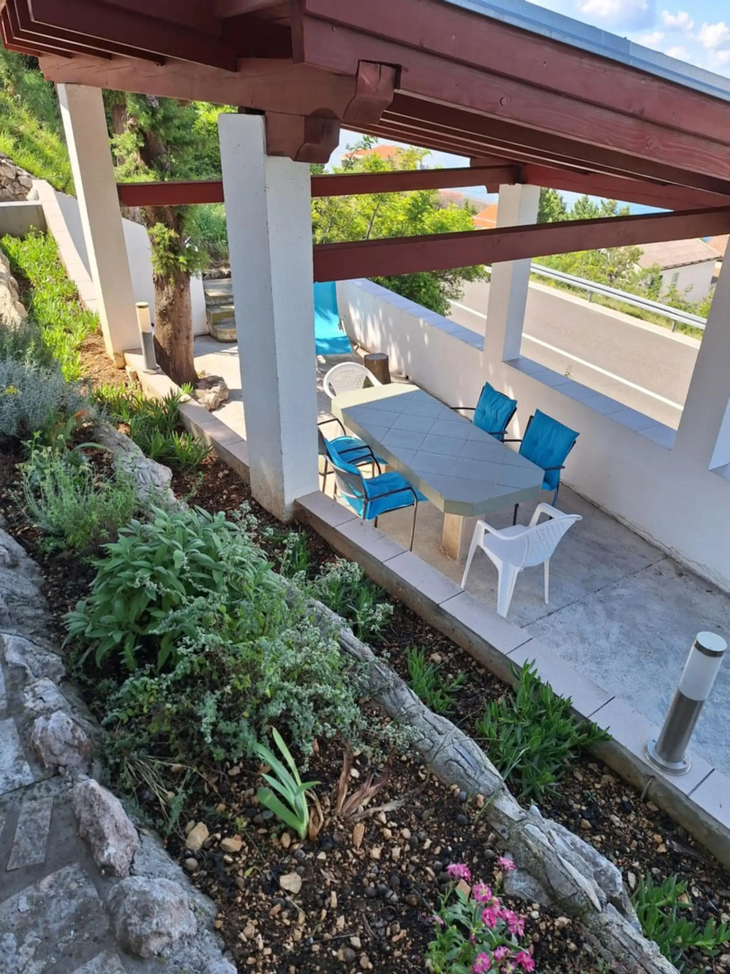 Villa Vesna, 70m from beach