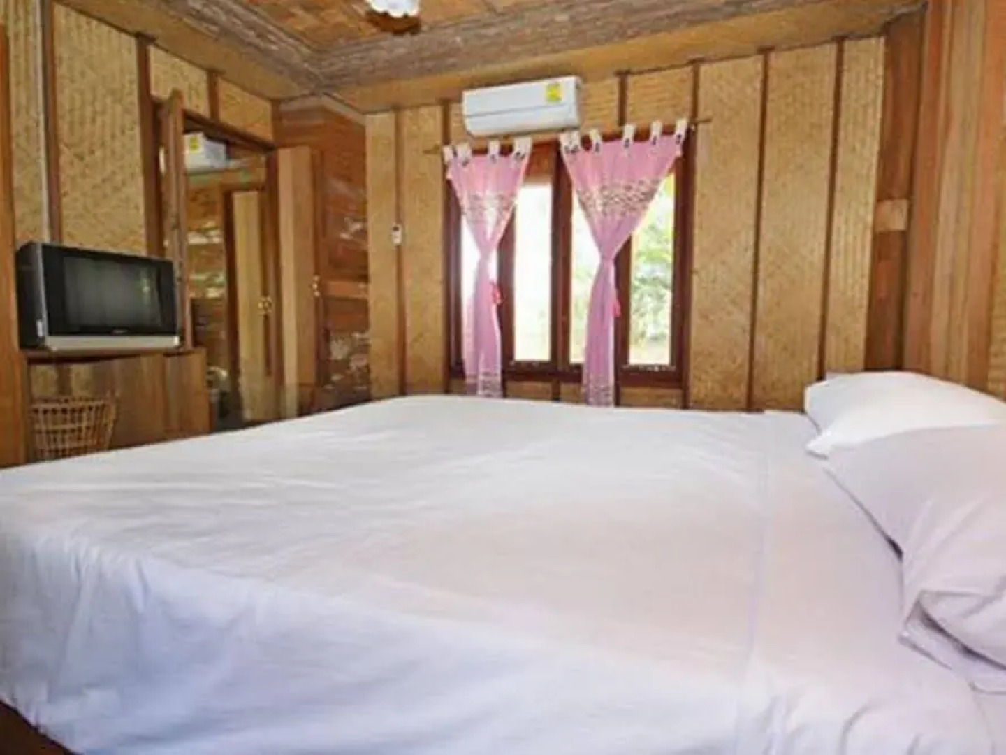 Baan Ton Mai Rim Nam Resort