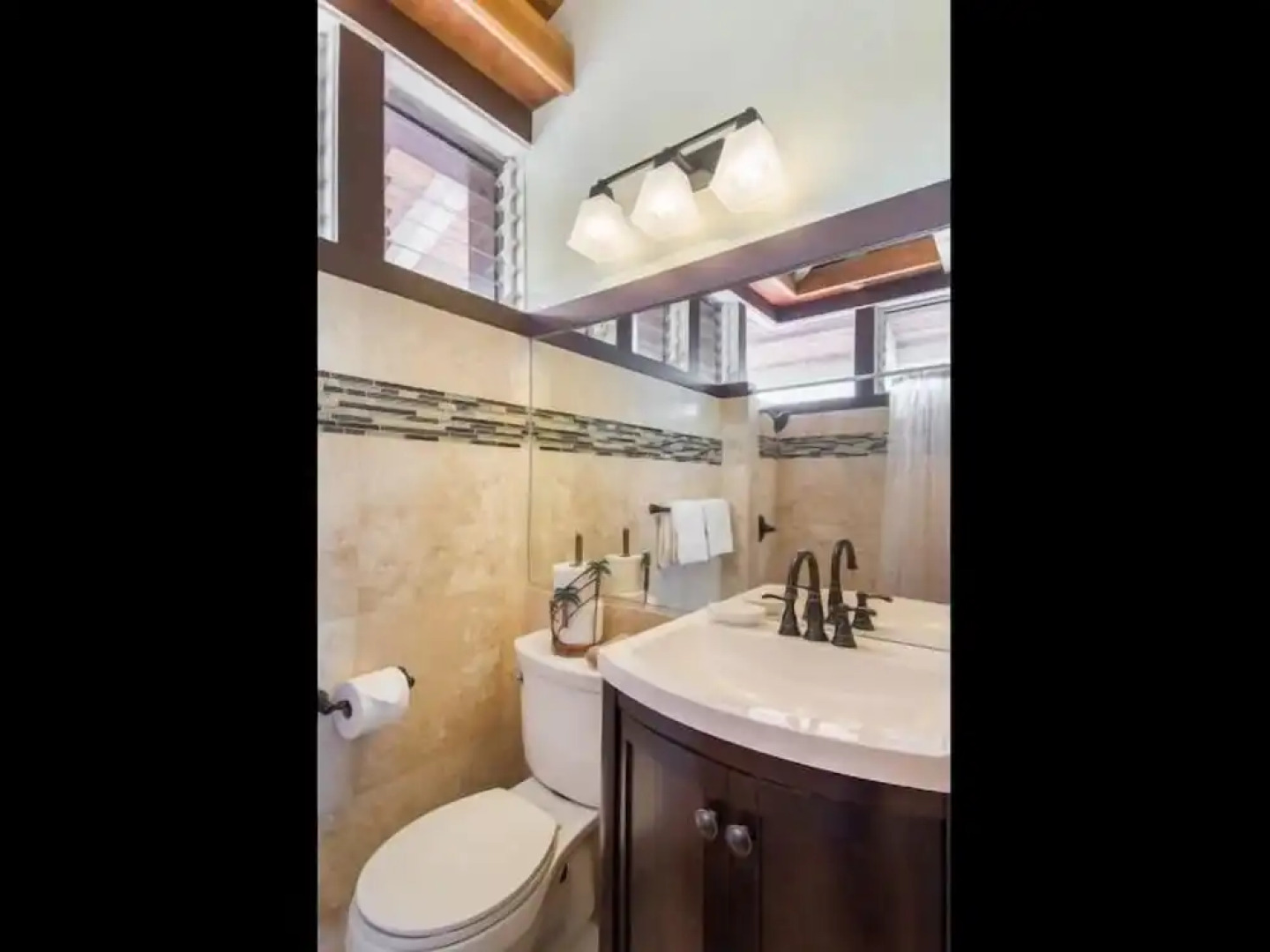 Rate Elegant Home With hot tub and Pool on Makai Golf Course