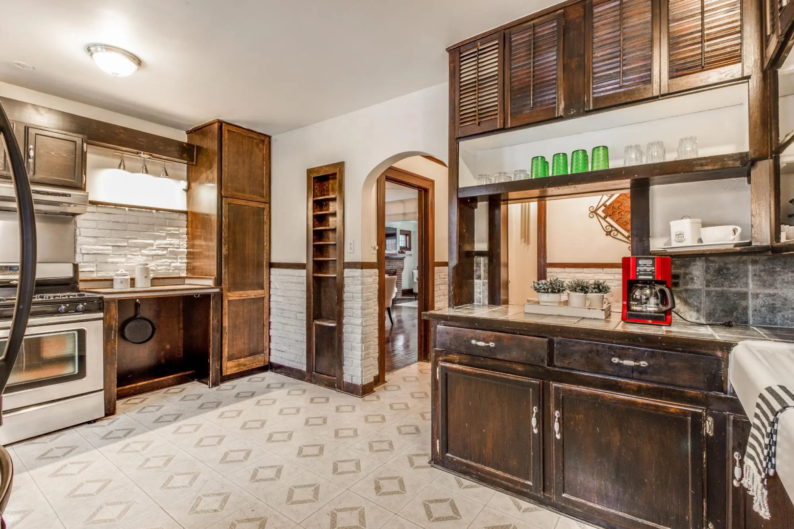 Glamorous Green Beauty