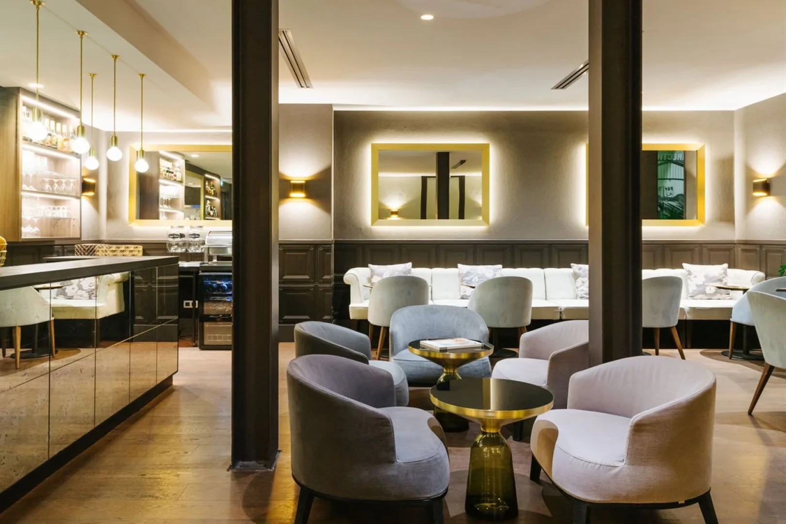 Le Parisis Paris Tour Eiffel