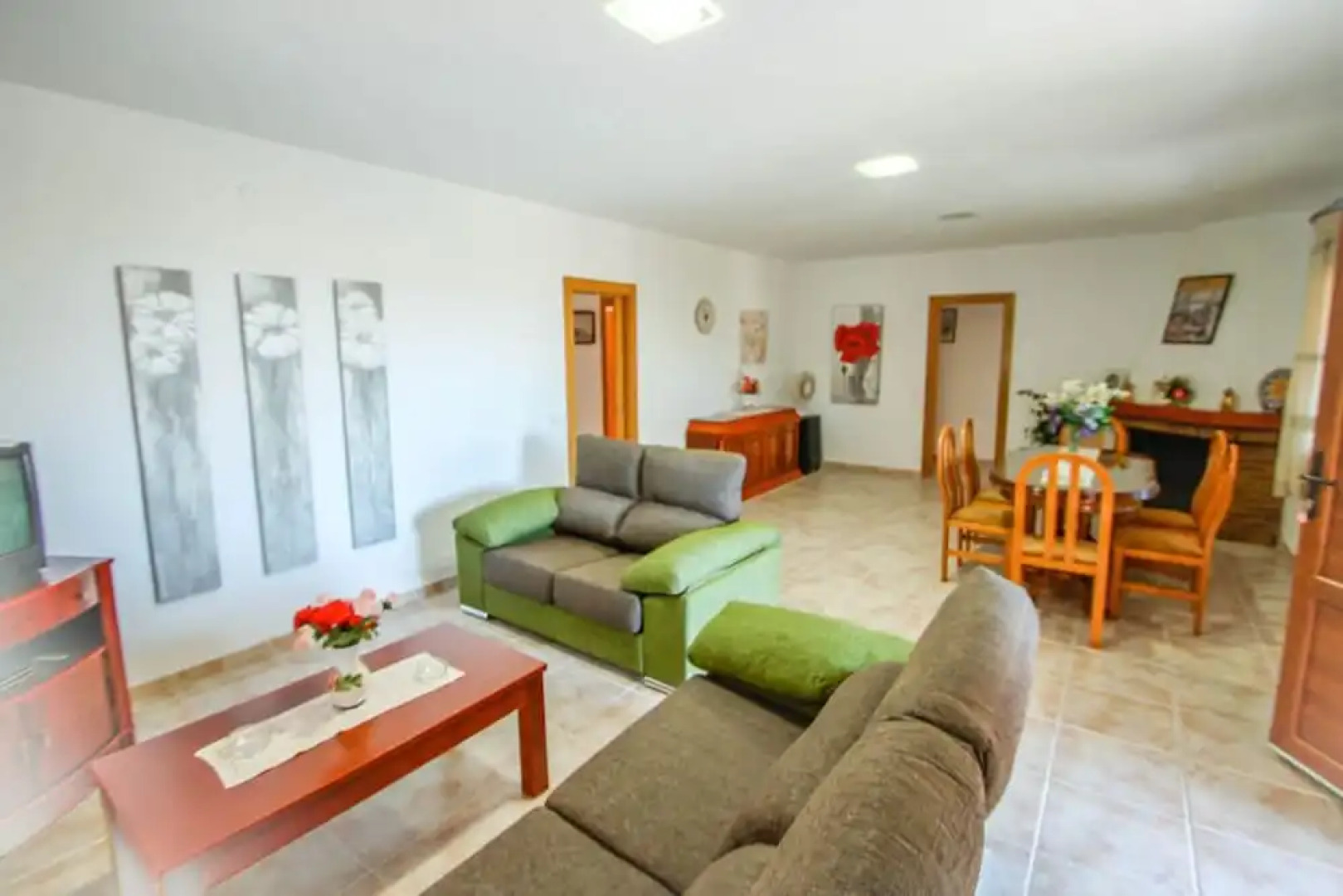 Mariros - pretty holiday property with garden and private pool in Moraira