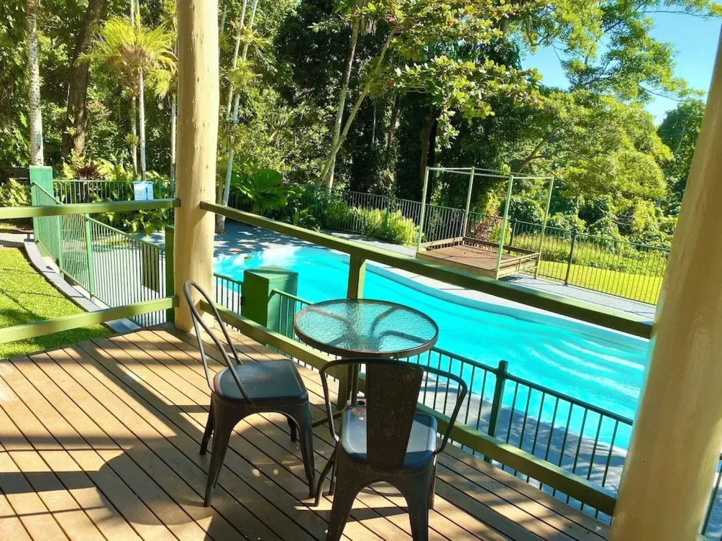 Jackaroo Treehouse Mission Beach - Hostel