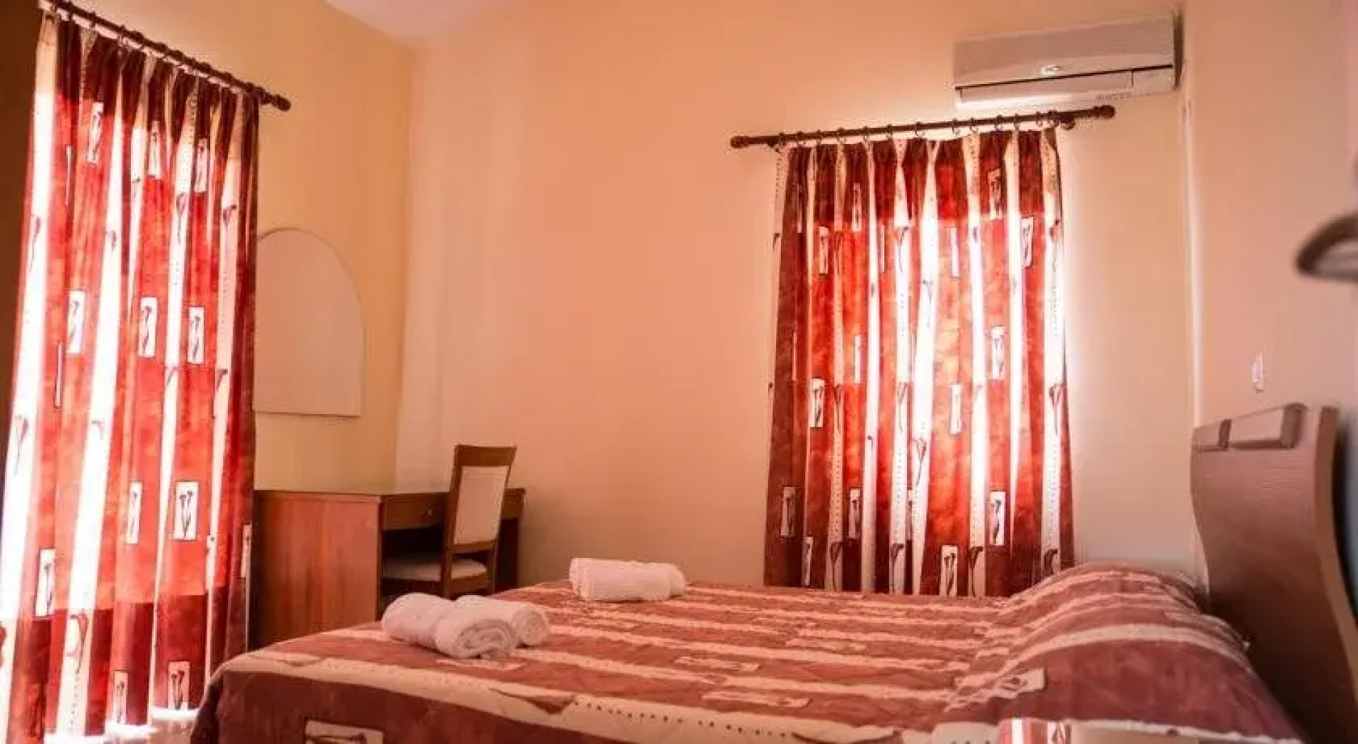 Nirrides Apts Sutdios