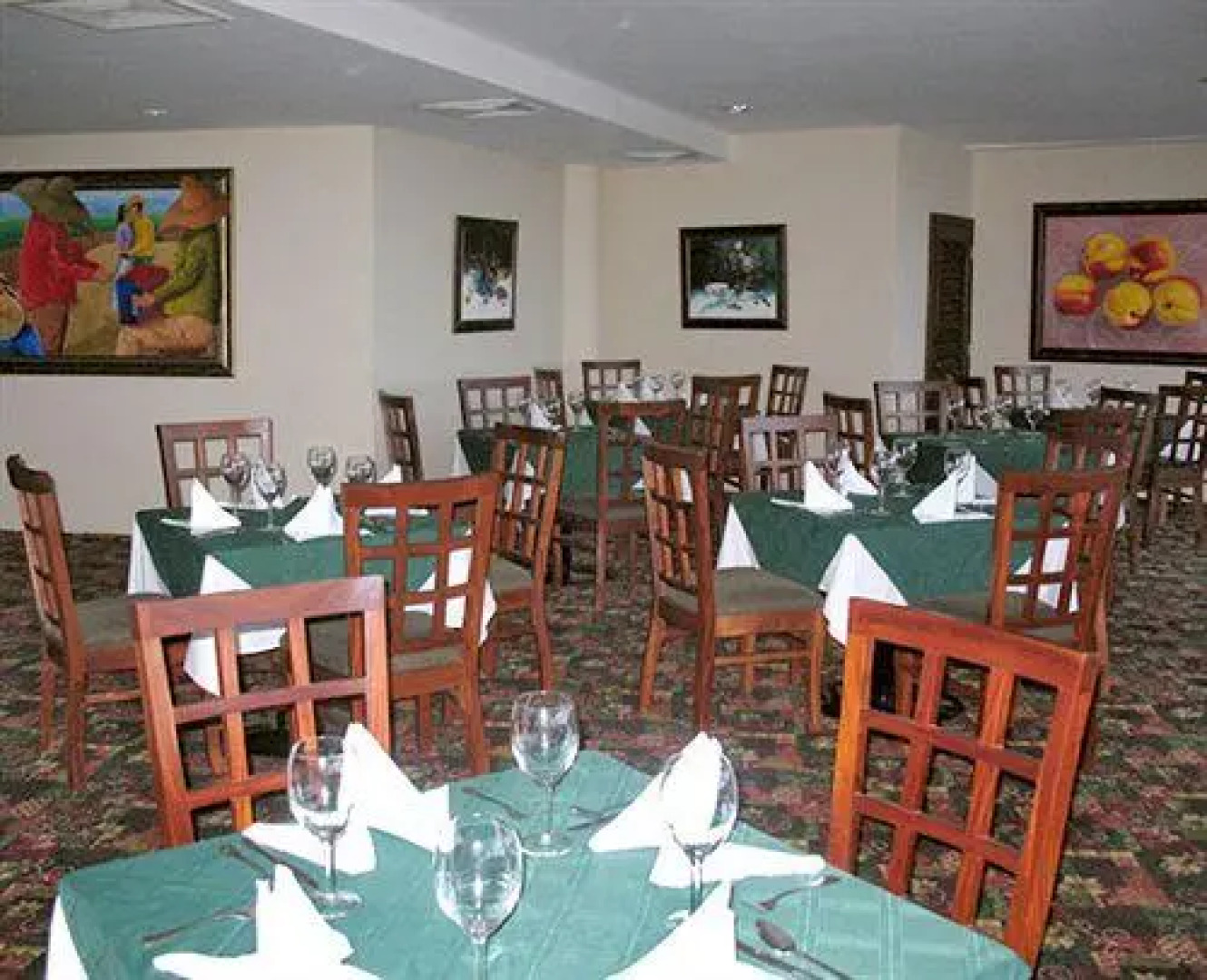 The City Inn Hotel & Casino