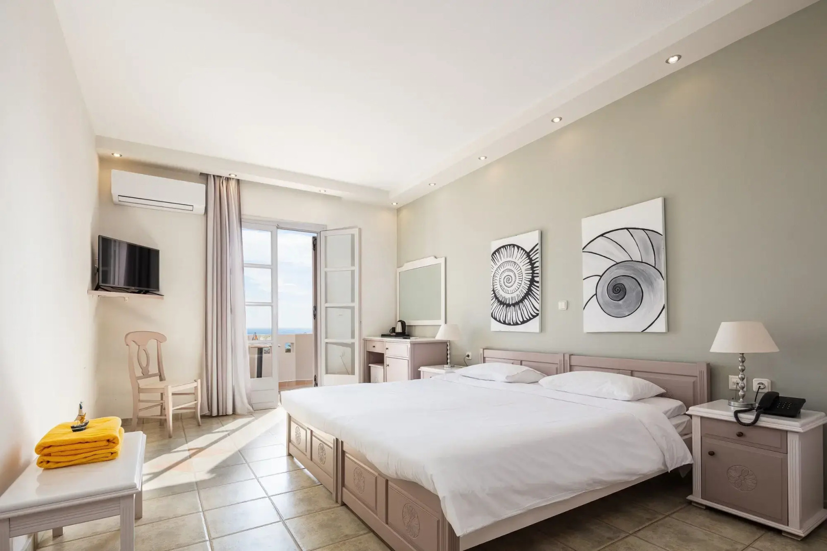 Kavuras Village Hotel & Suites