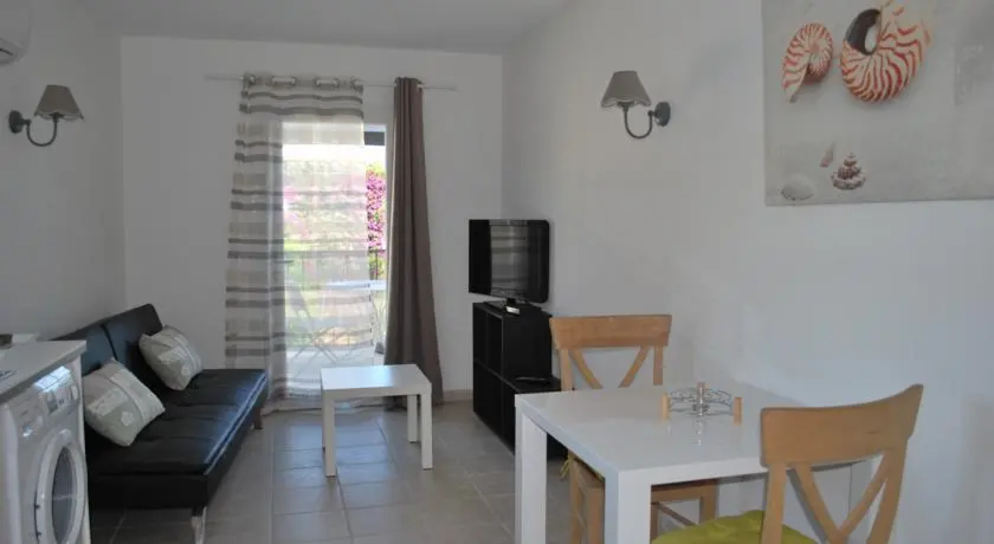 Guesthouse LEau Blanche