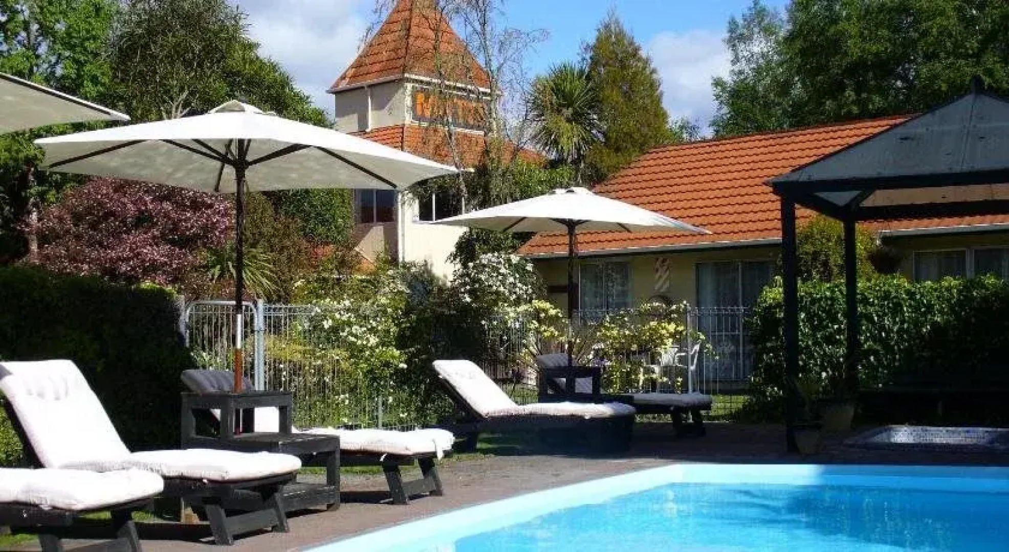 Anglers Paradise Motel