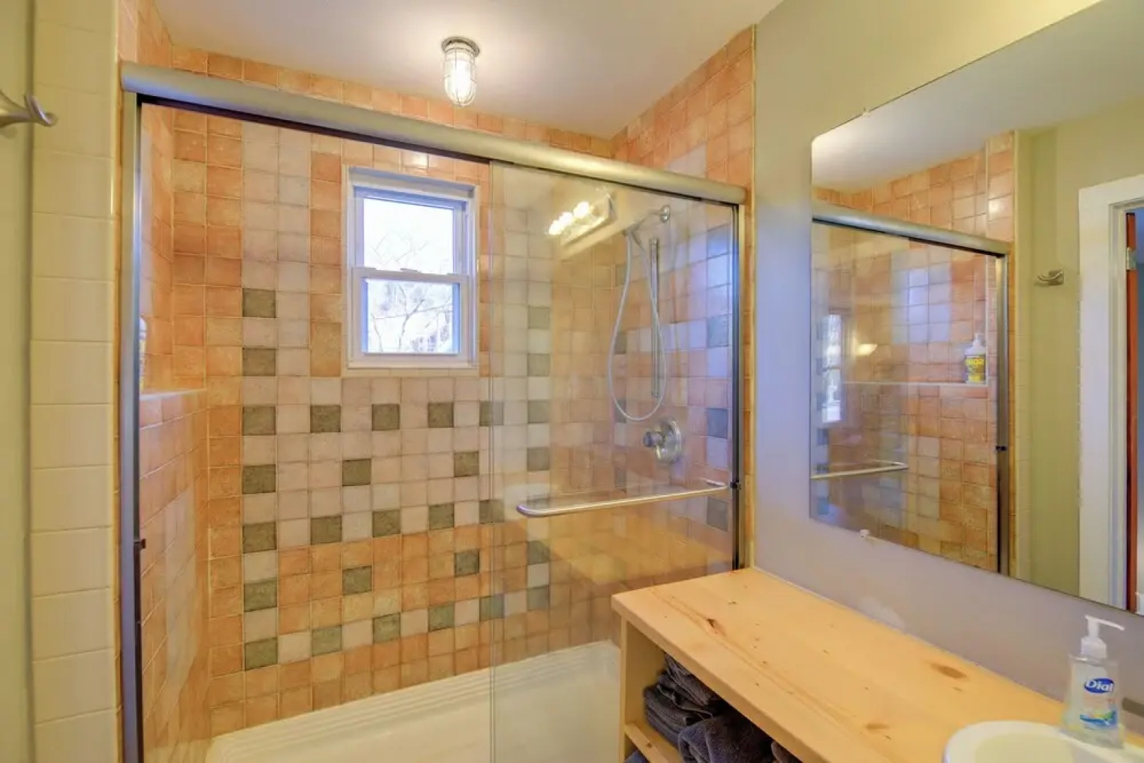 Damascus Vacation Rental - Bike, Hike & Sip!