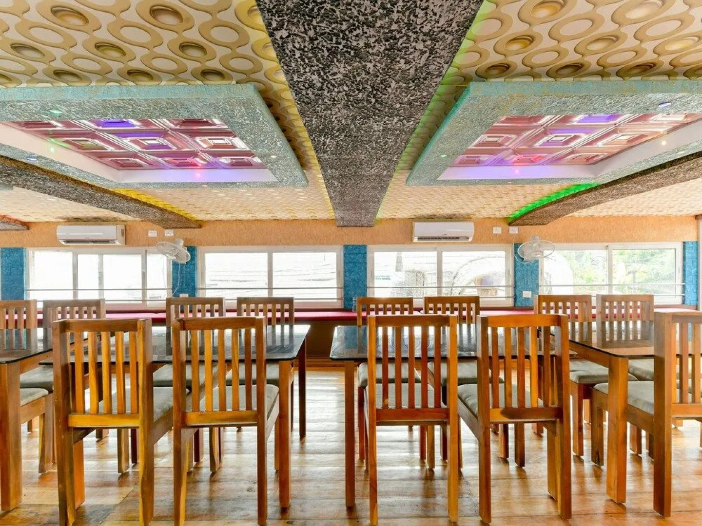 OYO 22272 Houseboat Anugraha 8 Bhk