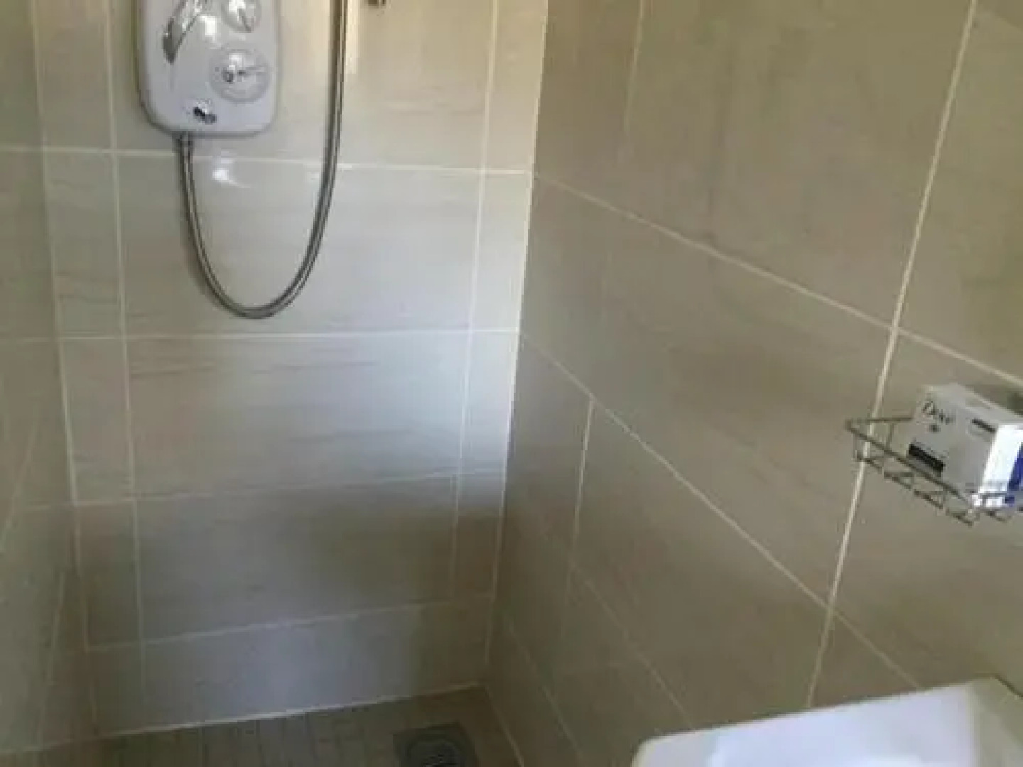 Adare Luxury Riverside Apartment