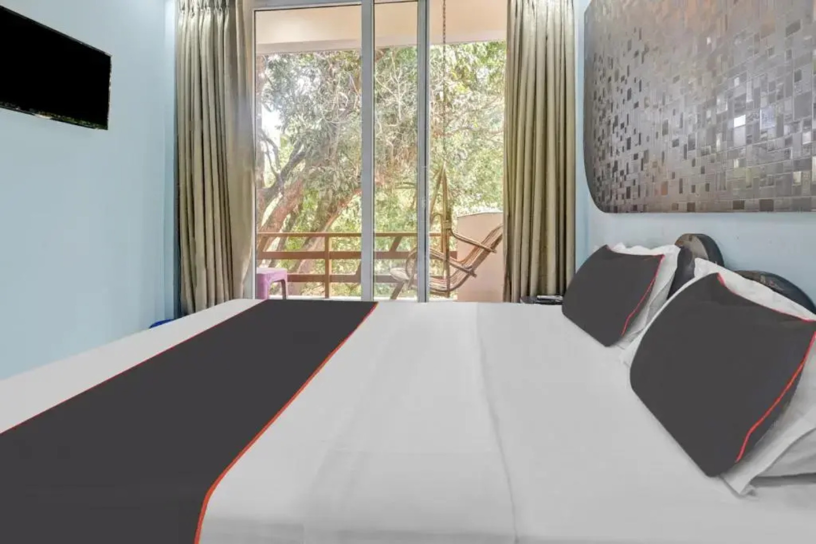 FabExpress Laxmi Empire, Siolim