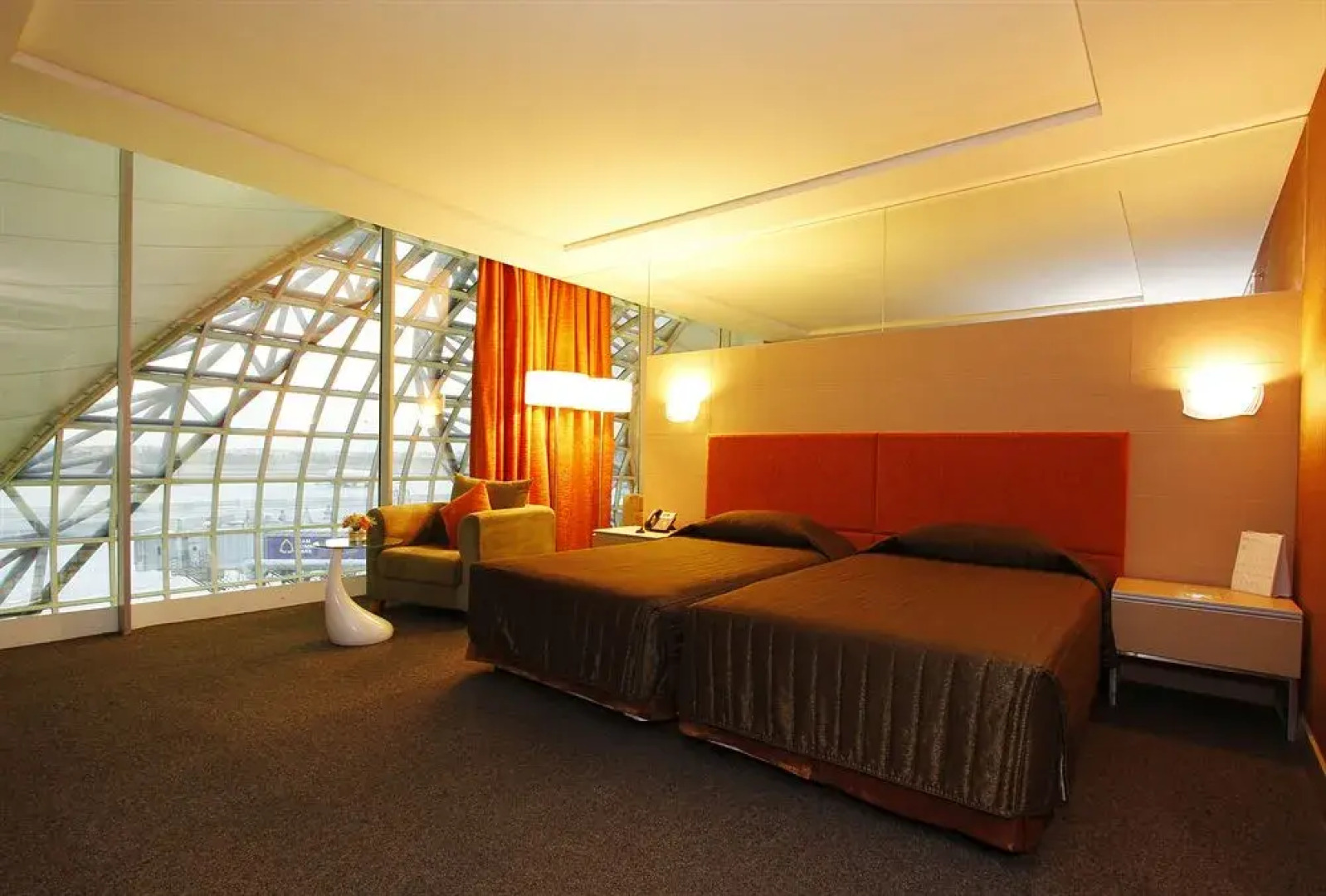 Miracle Transit Hotel