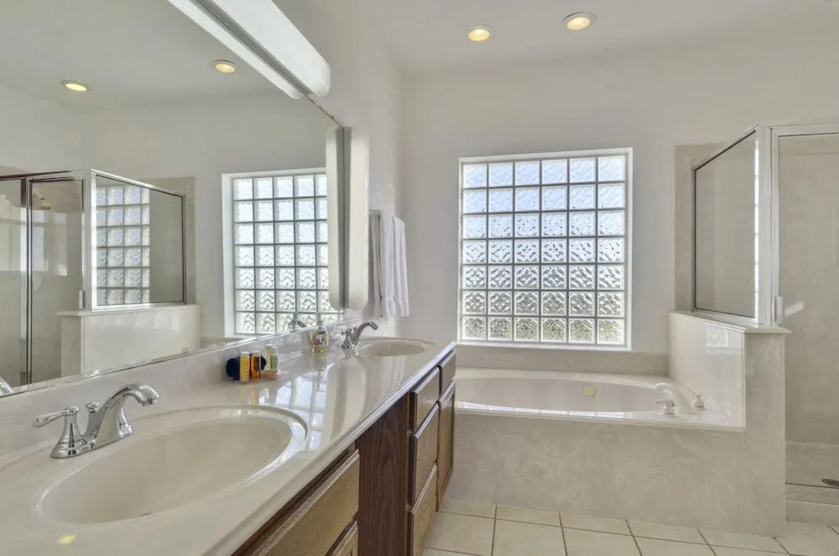 Brannen by RedAwning