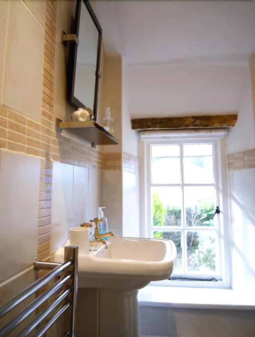 Plas Efenechtyd Cottage B&B