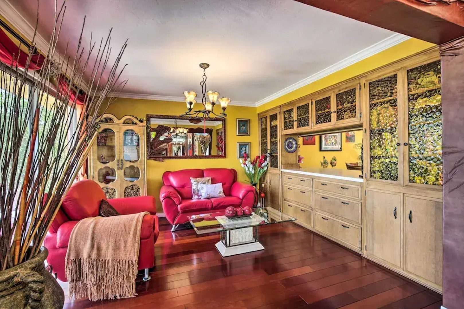 Colorful El Cajon Gem: Deck, Garden & Valley Views