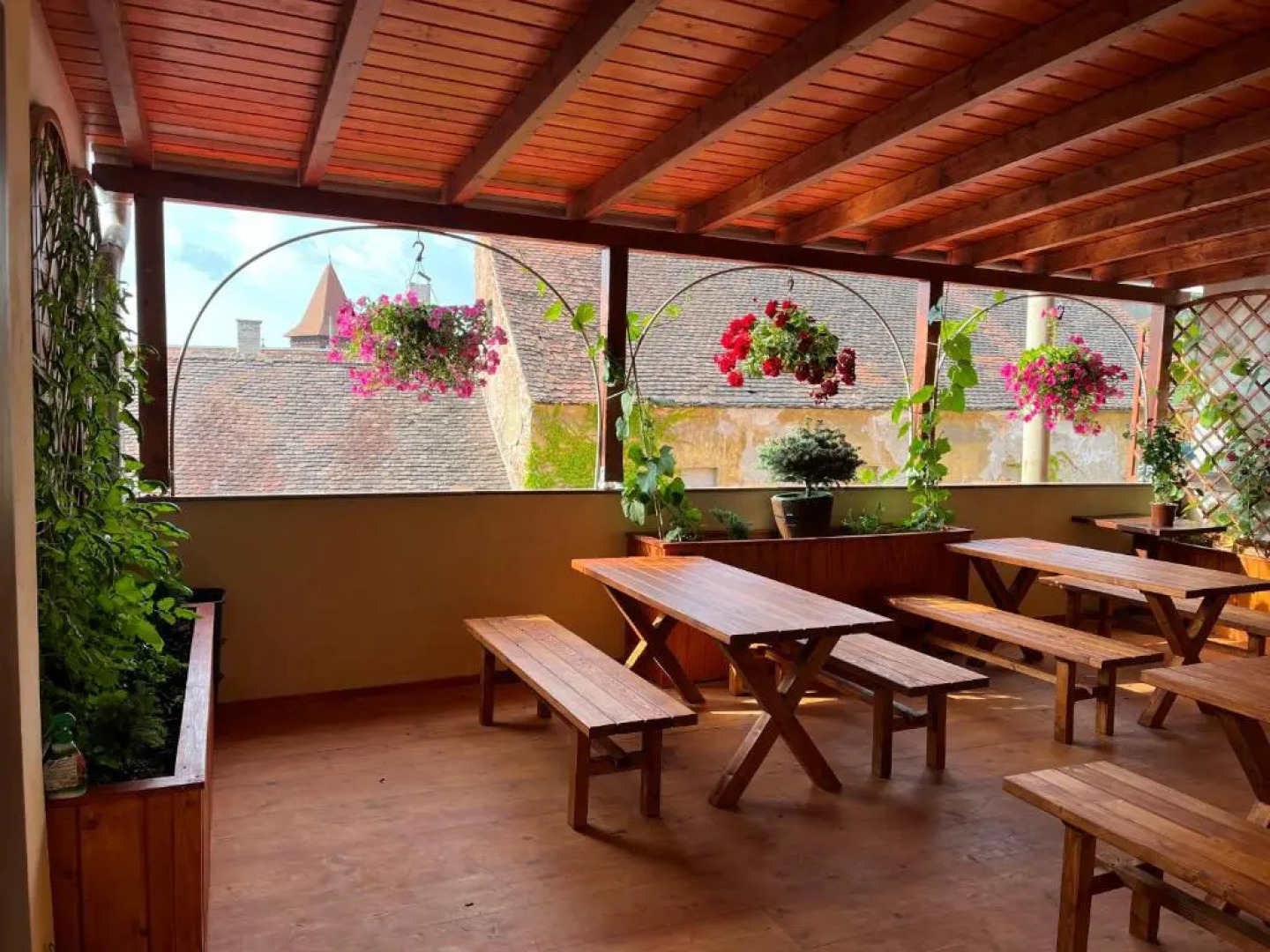 VT6 House & Restaurant