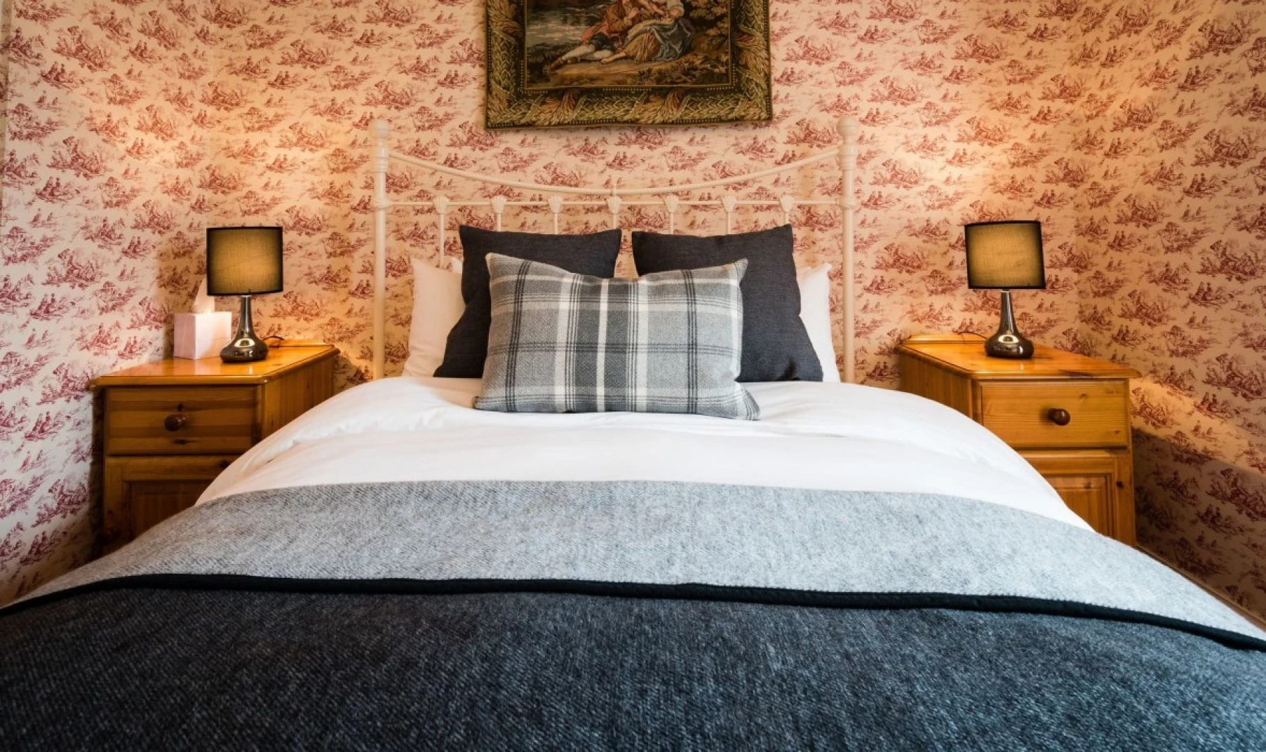 McKays Hotel Bar & Restaurant