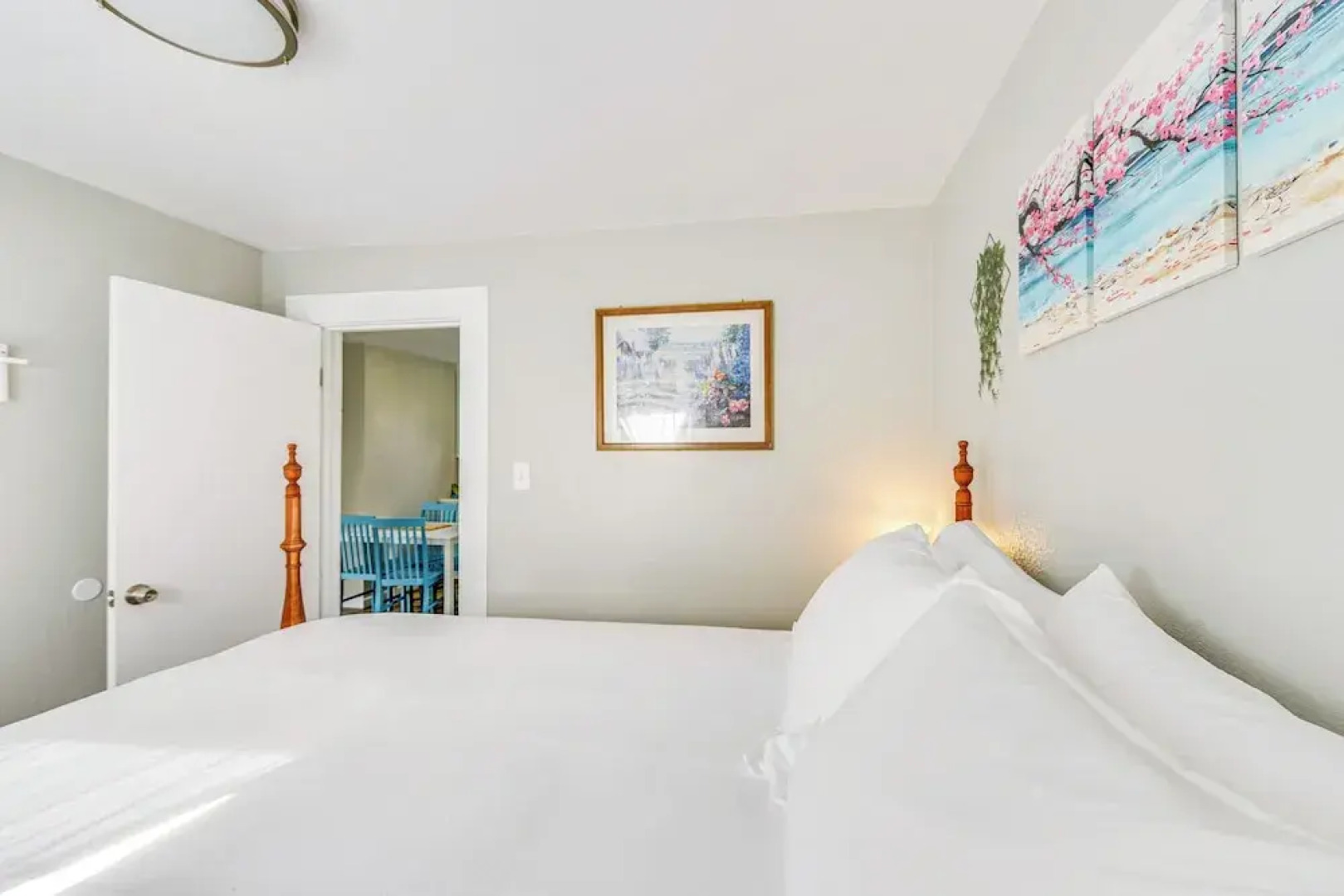 Cozy Norcal Cottage: 2 Mi to Redwoods & Beaches!