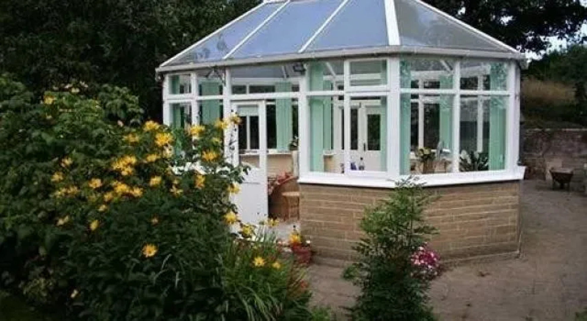 Elm Crest Guesthouse