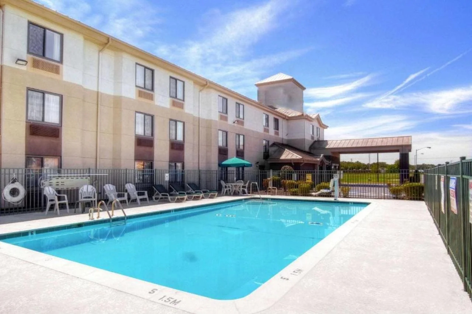 Wingate by Wyndham Salisbury