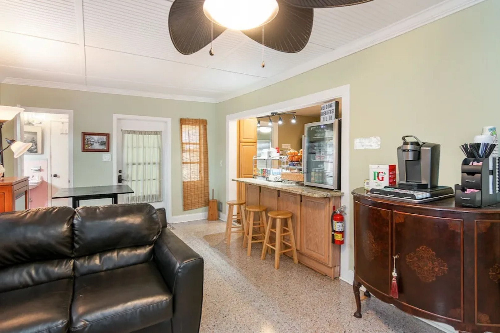 The Wayward Traveler's Inn