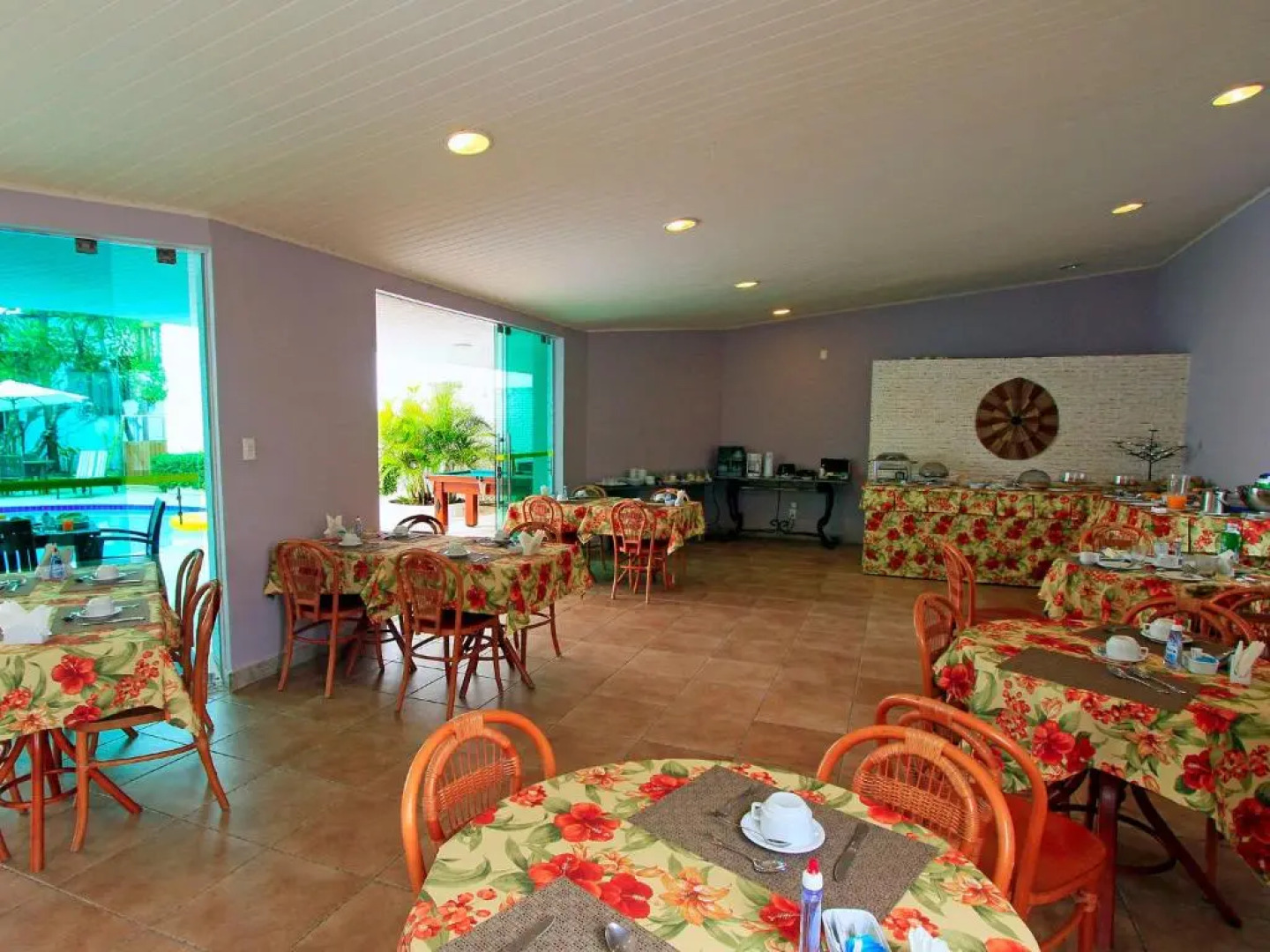 Farol de Itapuã Praia Hotel