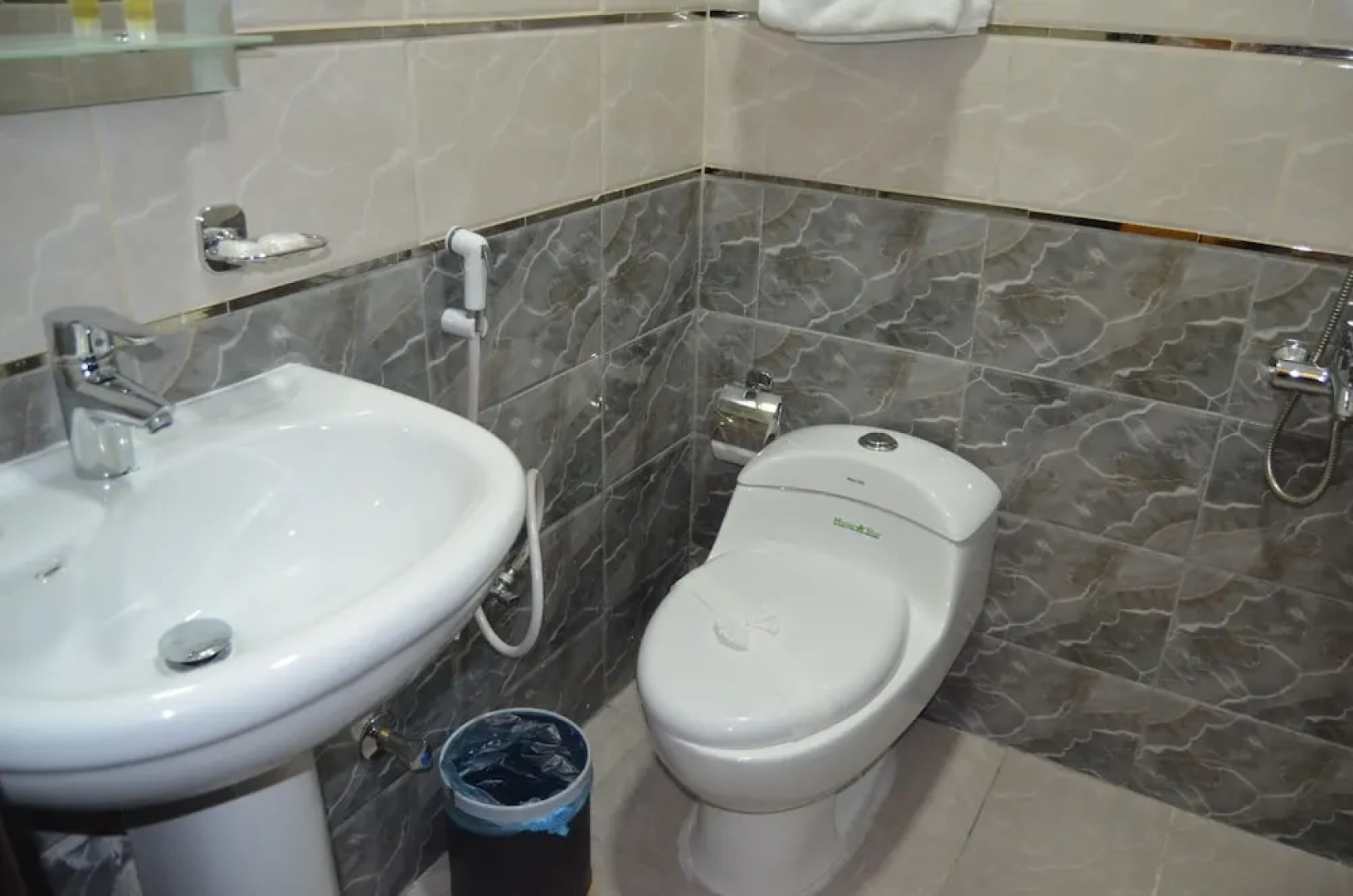 Lina Park Hotel Suites 2