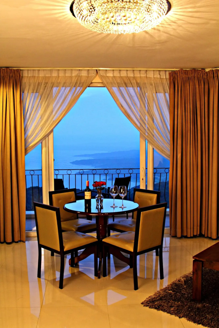 The Lake Hotel Tagaytay