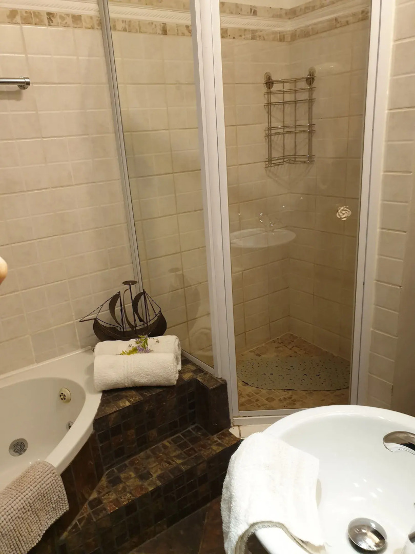 Belurana Collection River Manor