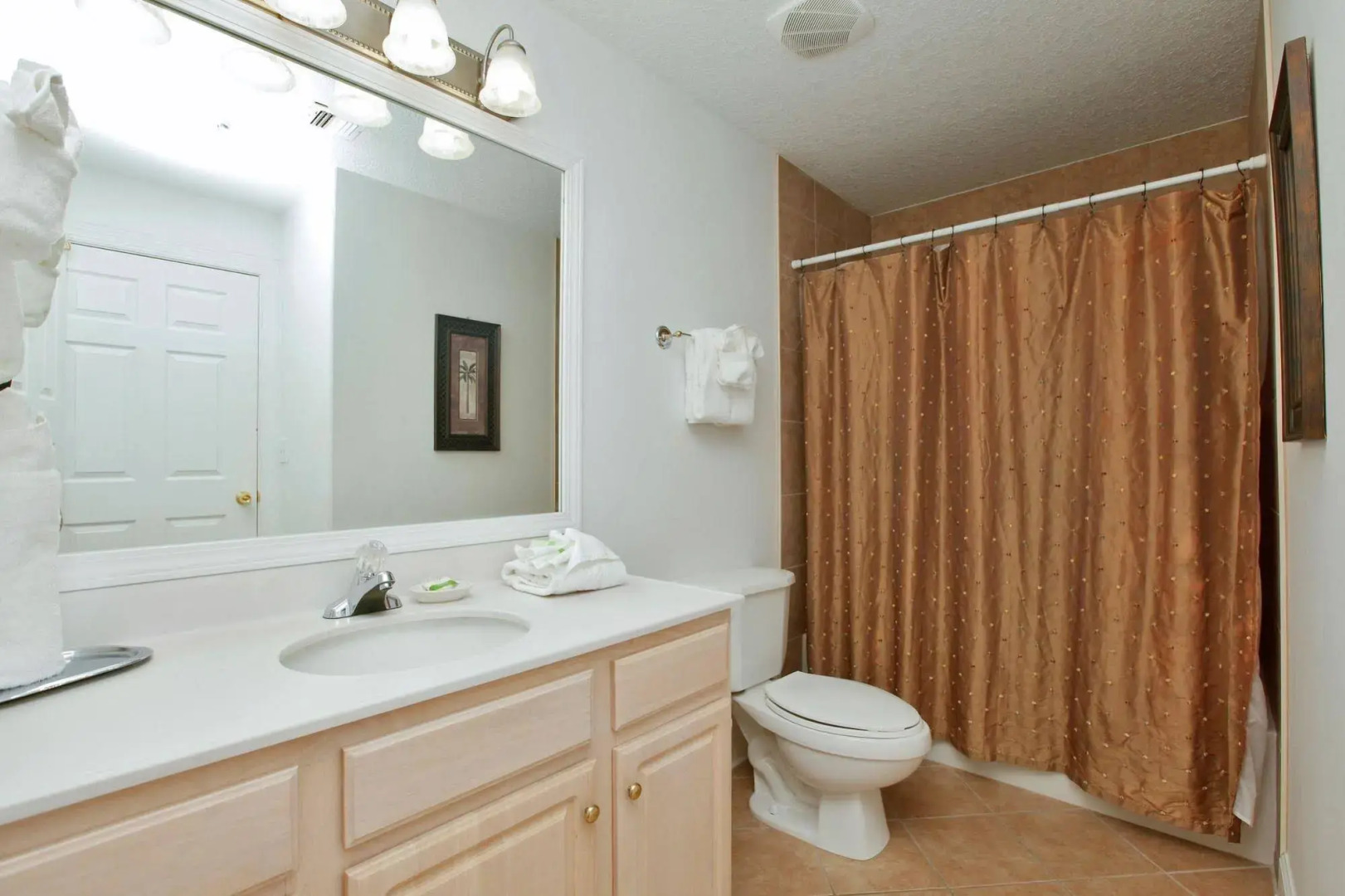 Emerald Isle Beach Resort by Panhandle Getaways