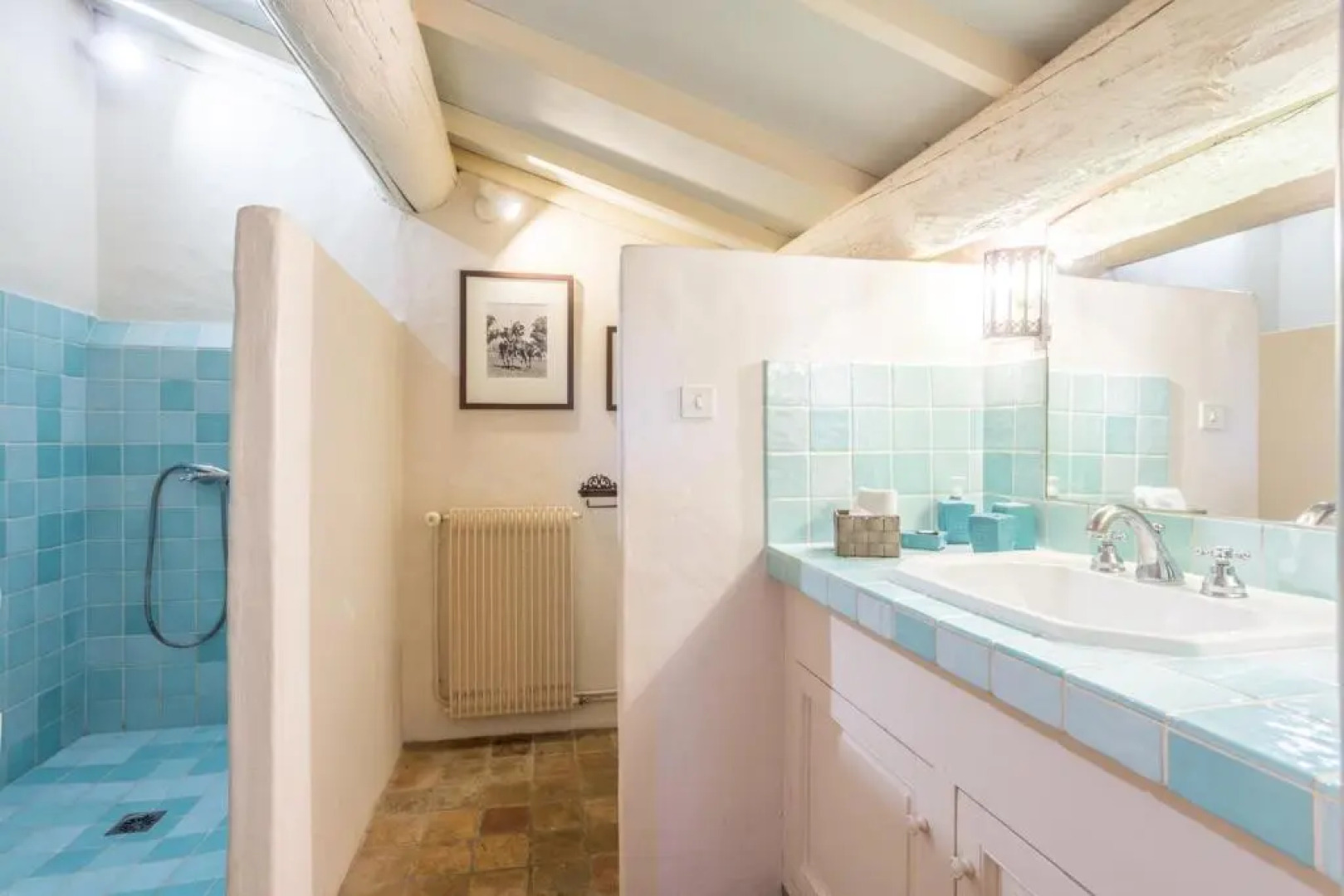 Superbe Mas Provençal 600m2 avec une Superbe Piscine Chauffée et très grand jardin 9000m2, situé au cœur du Luberon en campagne proche de L'Isle sur la Sorgue, 12 personnes, LS2-17 FIGNOULADO