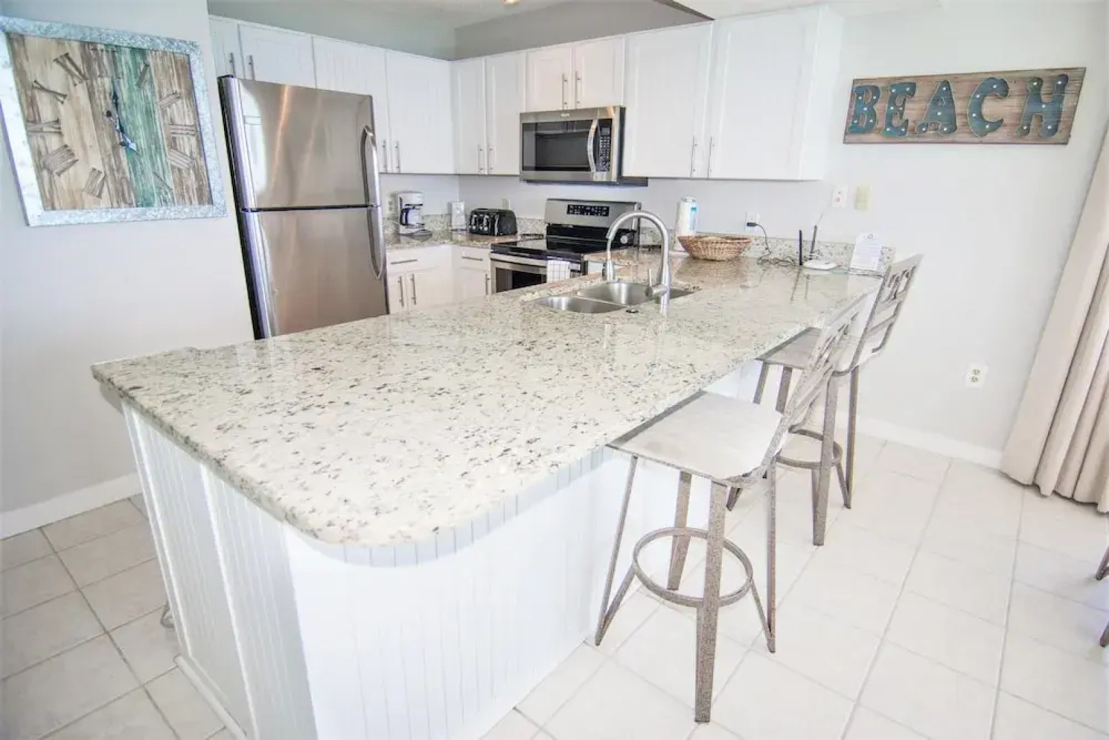 Pelican Beach Resort by Panhandle Getaways