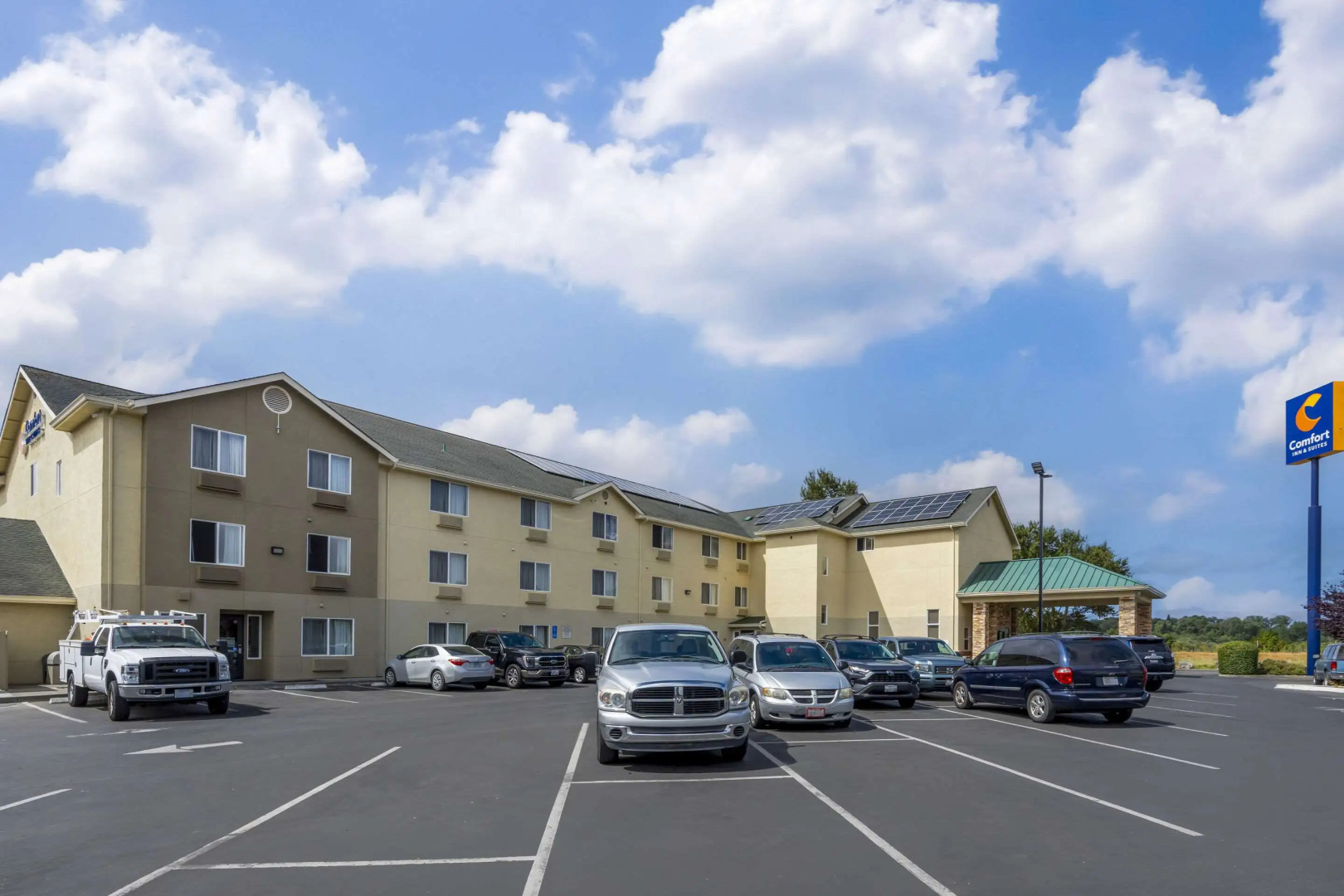 Comfort Inn & Suites Redwood Country